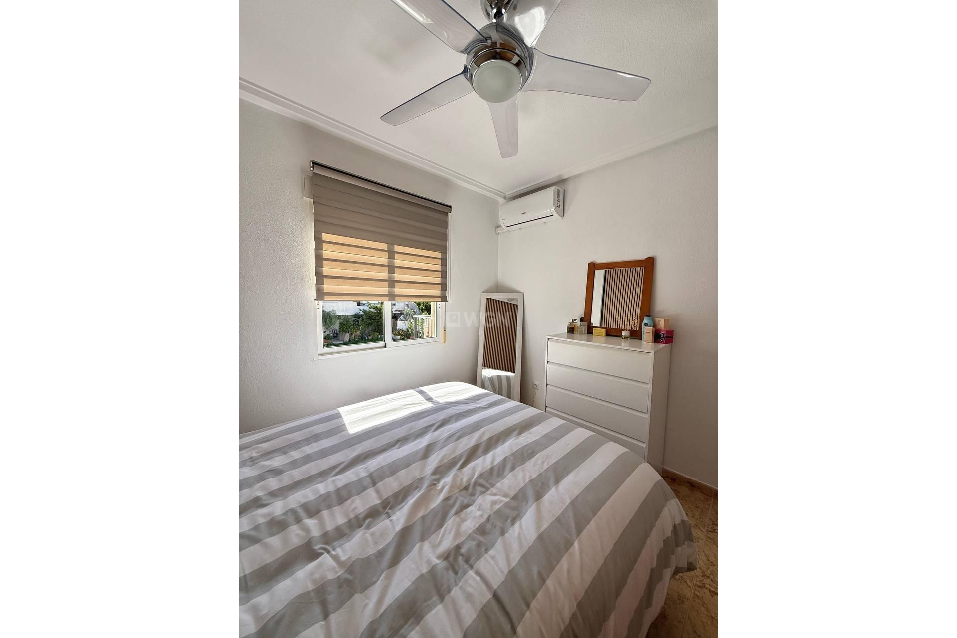 Odsprzedaż - Bungalow - Orihuela Costa - Rocio Del Mar