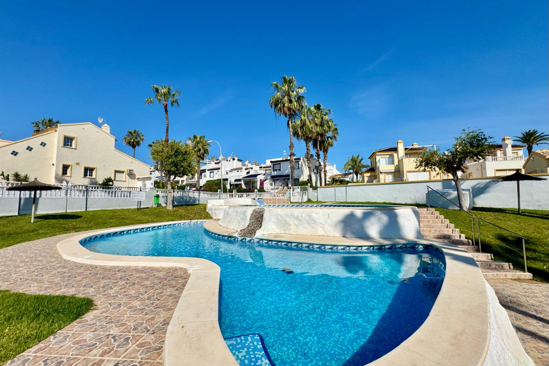 Odsprzedaż - Bungalow - Orihuela Costa - Villamartín-las Filipinas