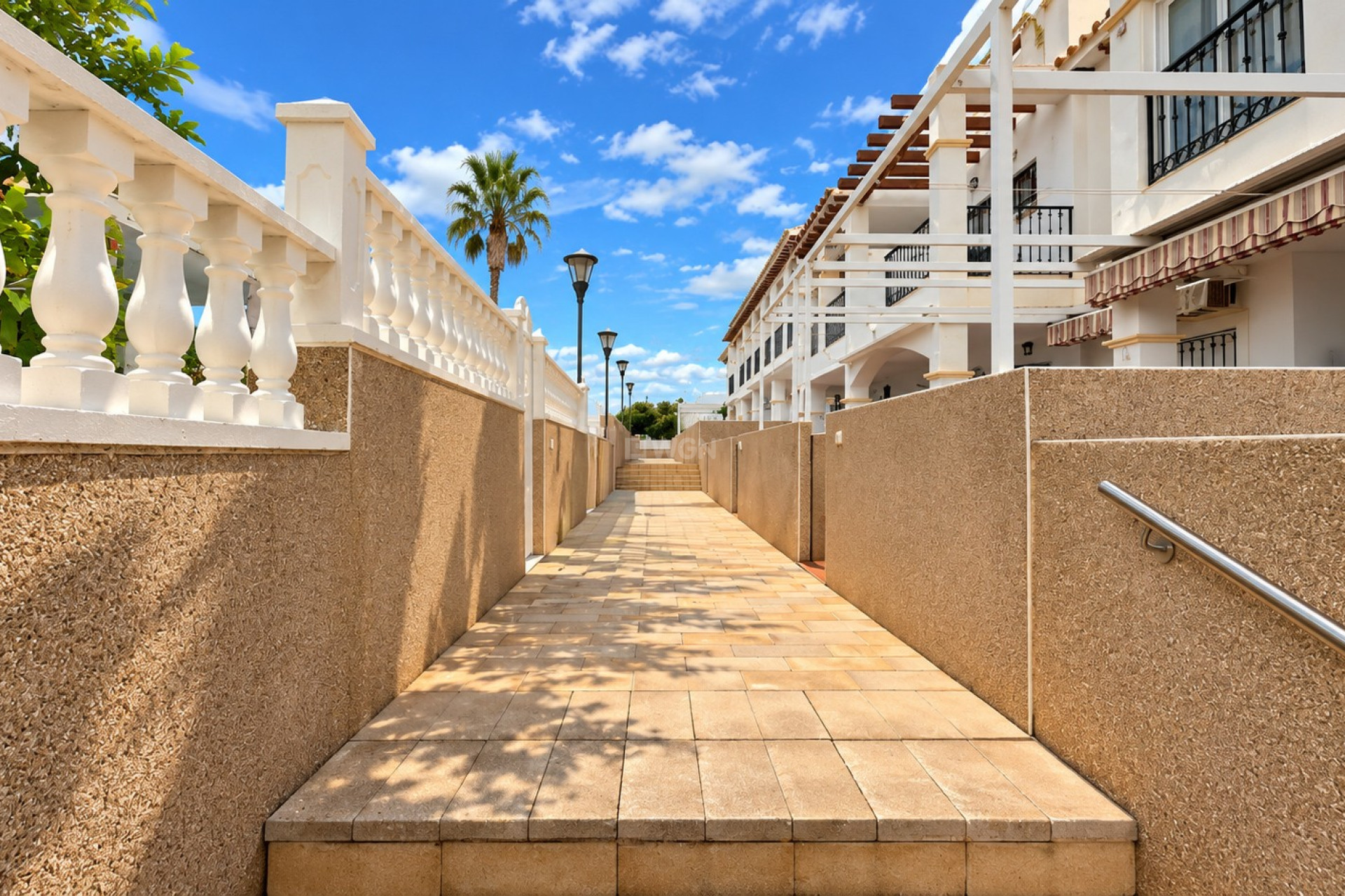 Odsprzedaż - Bungalow - Punta Prima - Costa Blanca