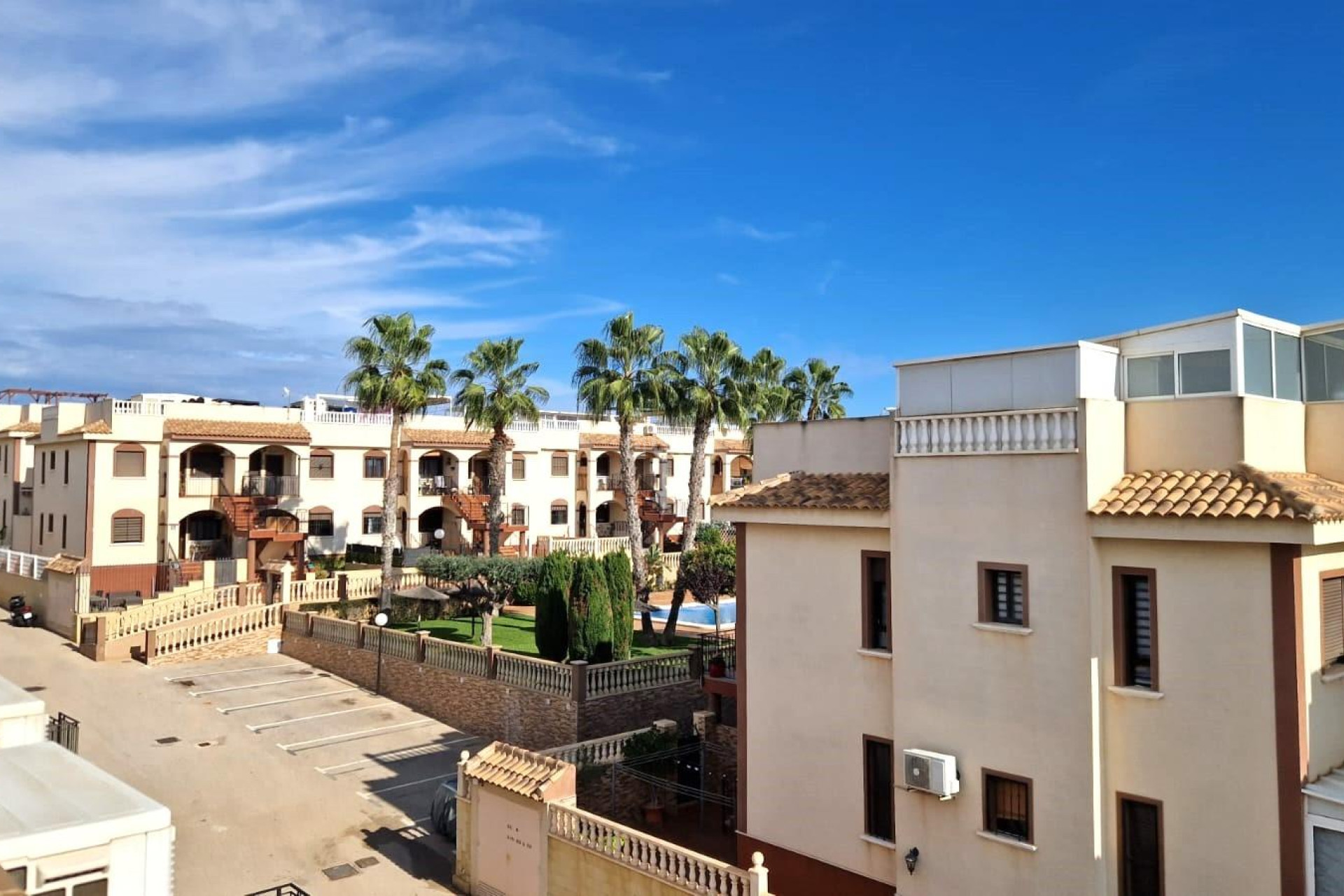 Odsprzedaż - Bungalow - Torrevieja - Aguas Nuevas 1