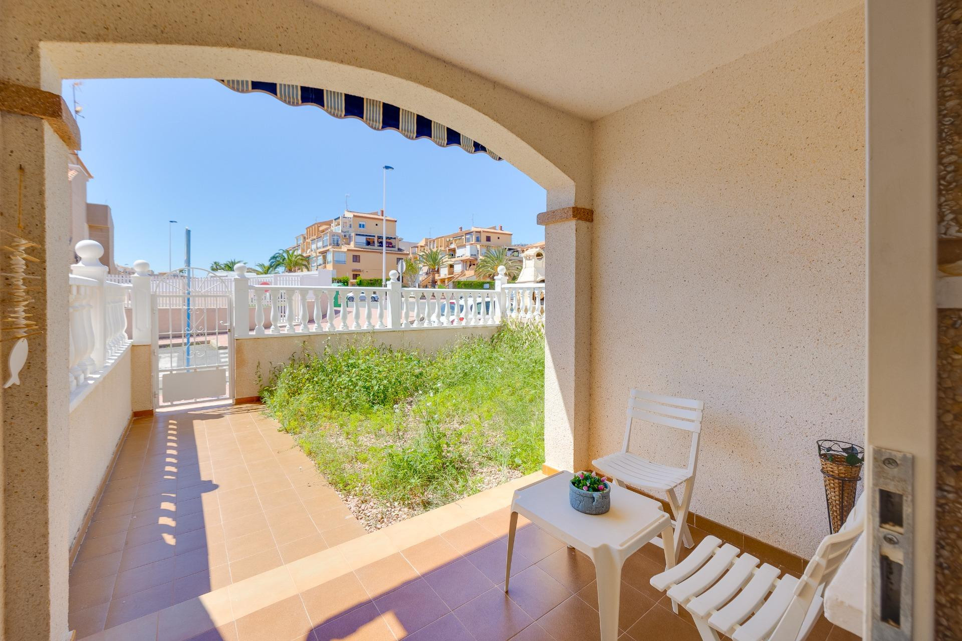 Odsprzedaż - Bungalow - Torrevieja - Aguas Nuevas 1