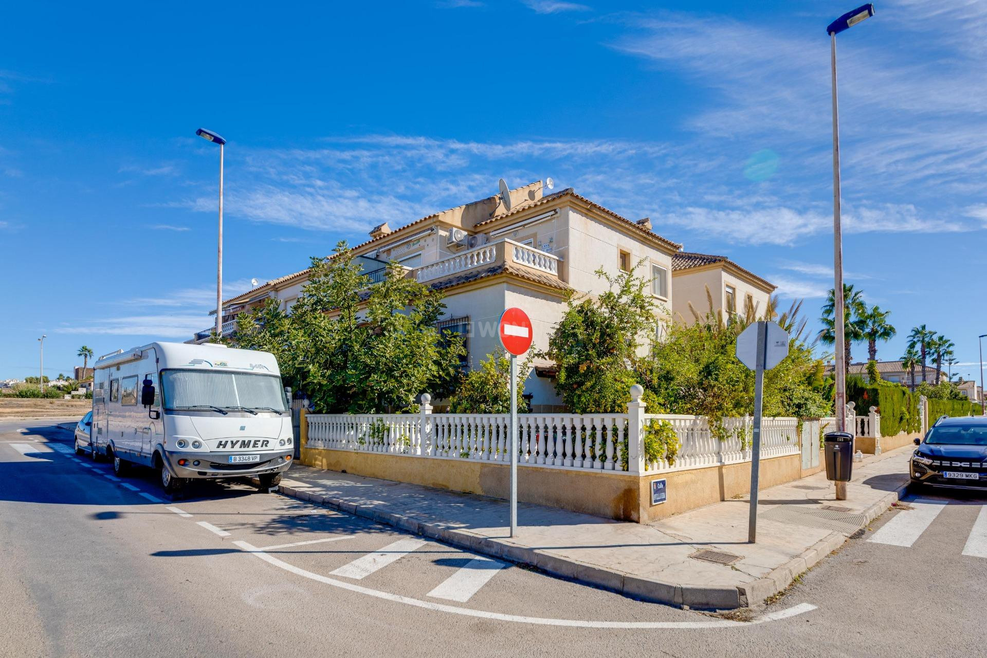 Odsprzedaż - Bungalow - Torrevieja - Aguas Nuevas 2