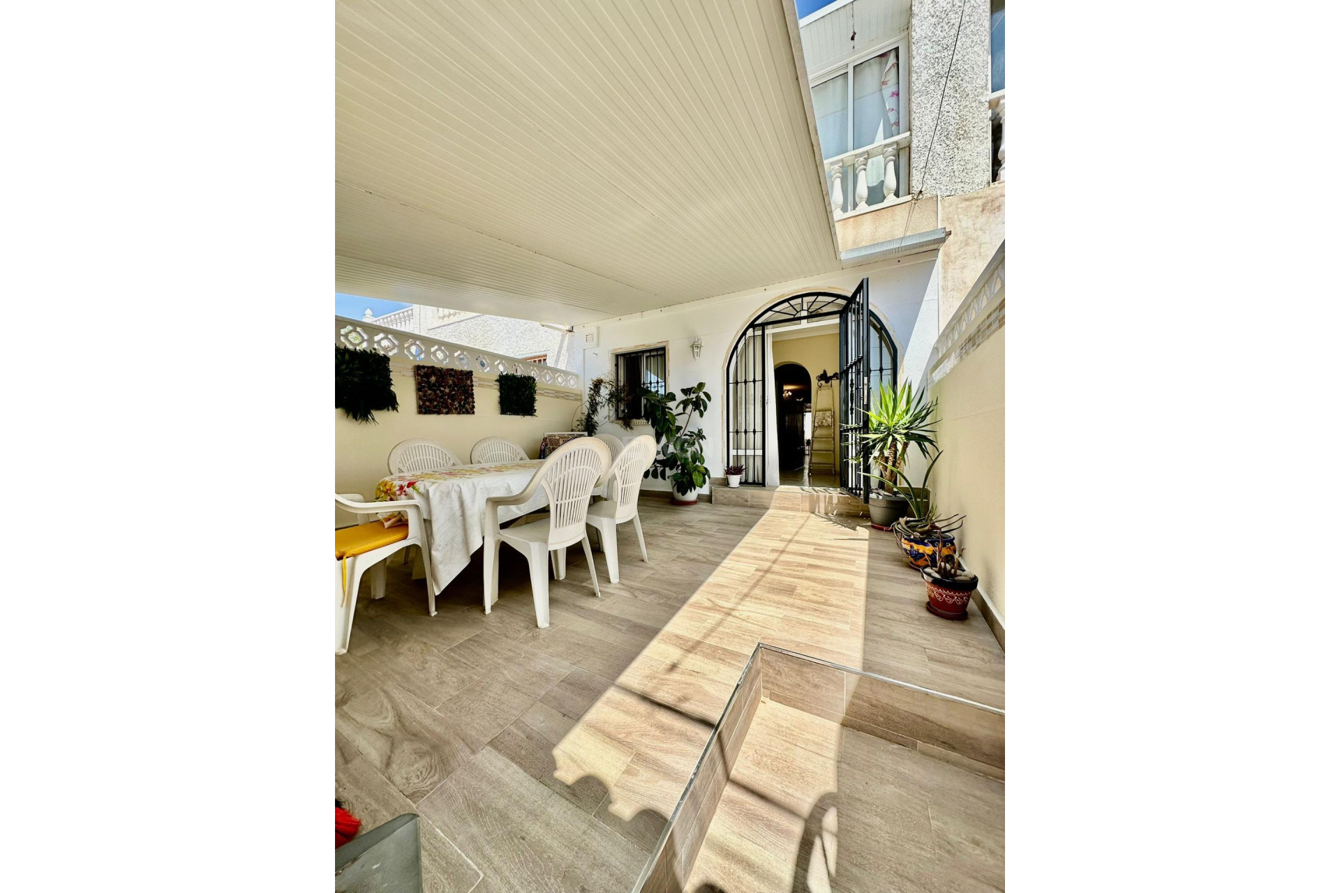 Odsprzedaż - Bungalow - Torrevieja - aguas nuevas