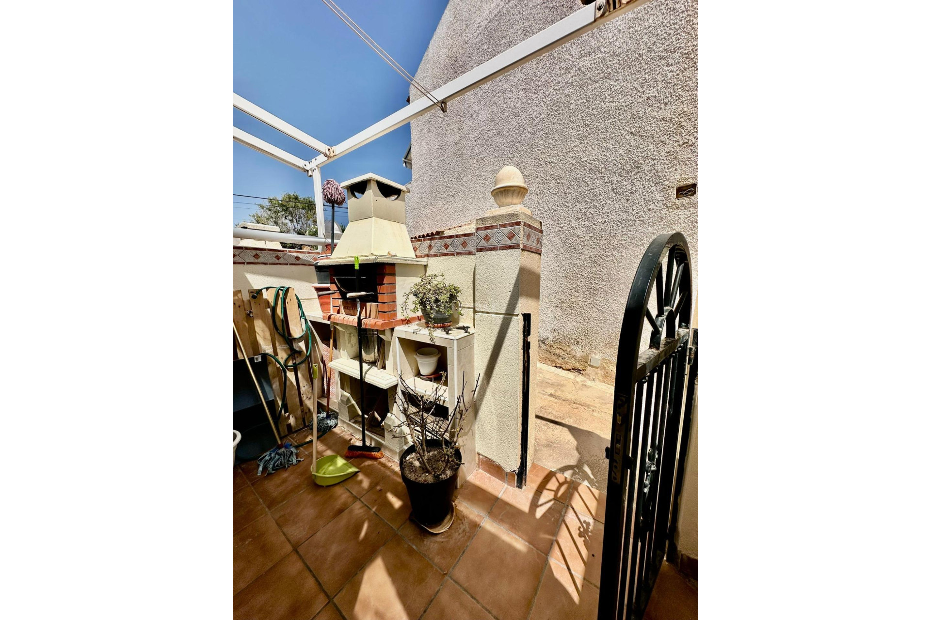 Odsprzedaż - Bungalow - Torrevieja - aguas nuevas