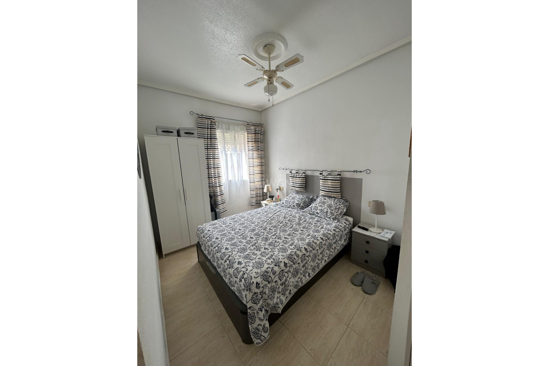 Odsprzedaż - Bungalow - Torrevieja - aguas nuevas