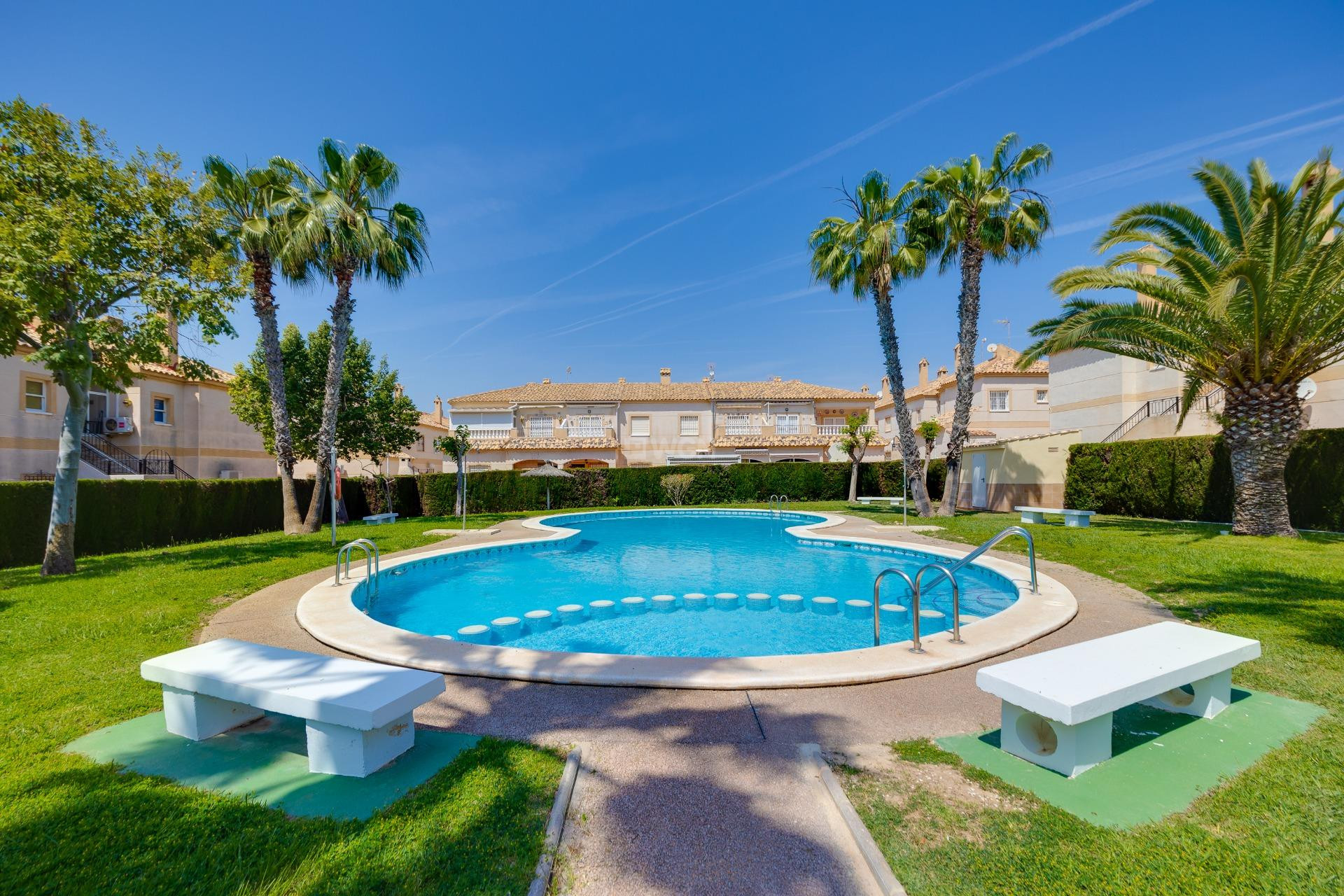 Odsprzedaż - Bungalow - Torrevieja - aguas nuevas