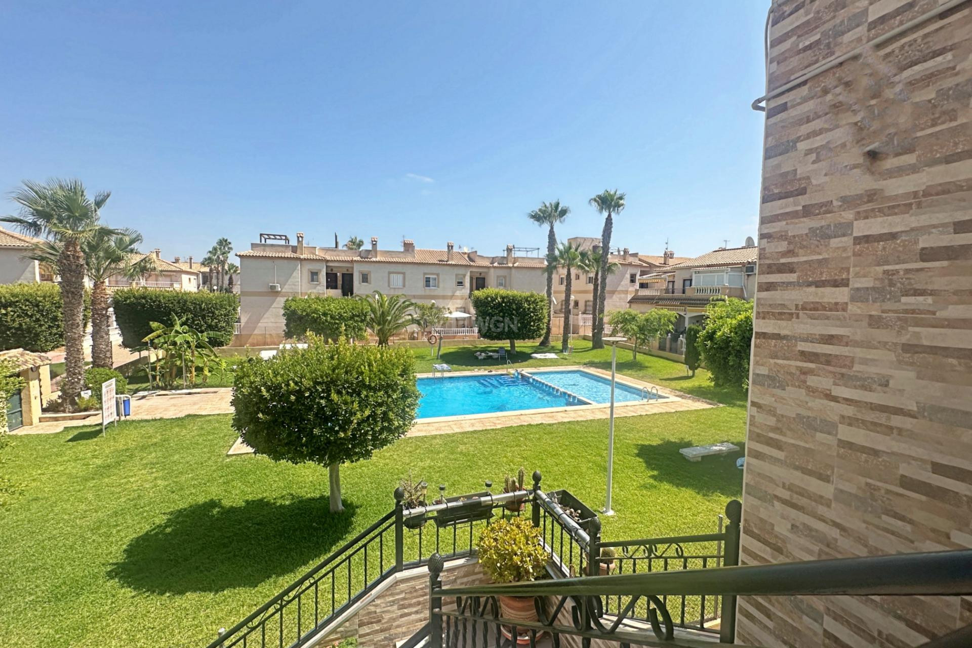 Odsprzedaż - Bungalow - Torrevieja - aguas nuevas