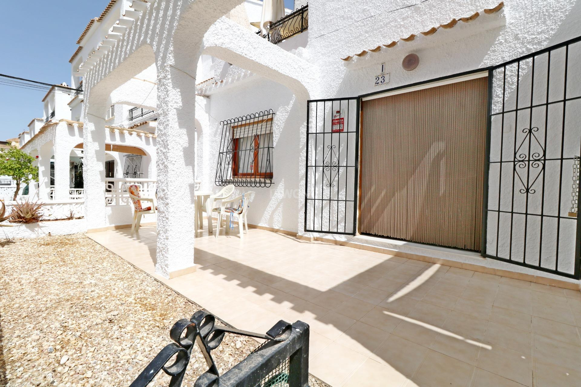 Odsprzedaż - Bungalow - Torrevieja - El Acequión - Los Náufragos