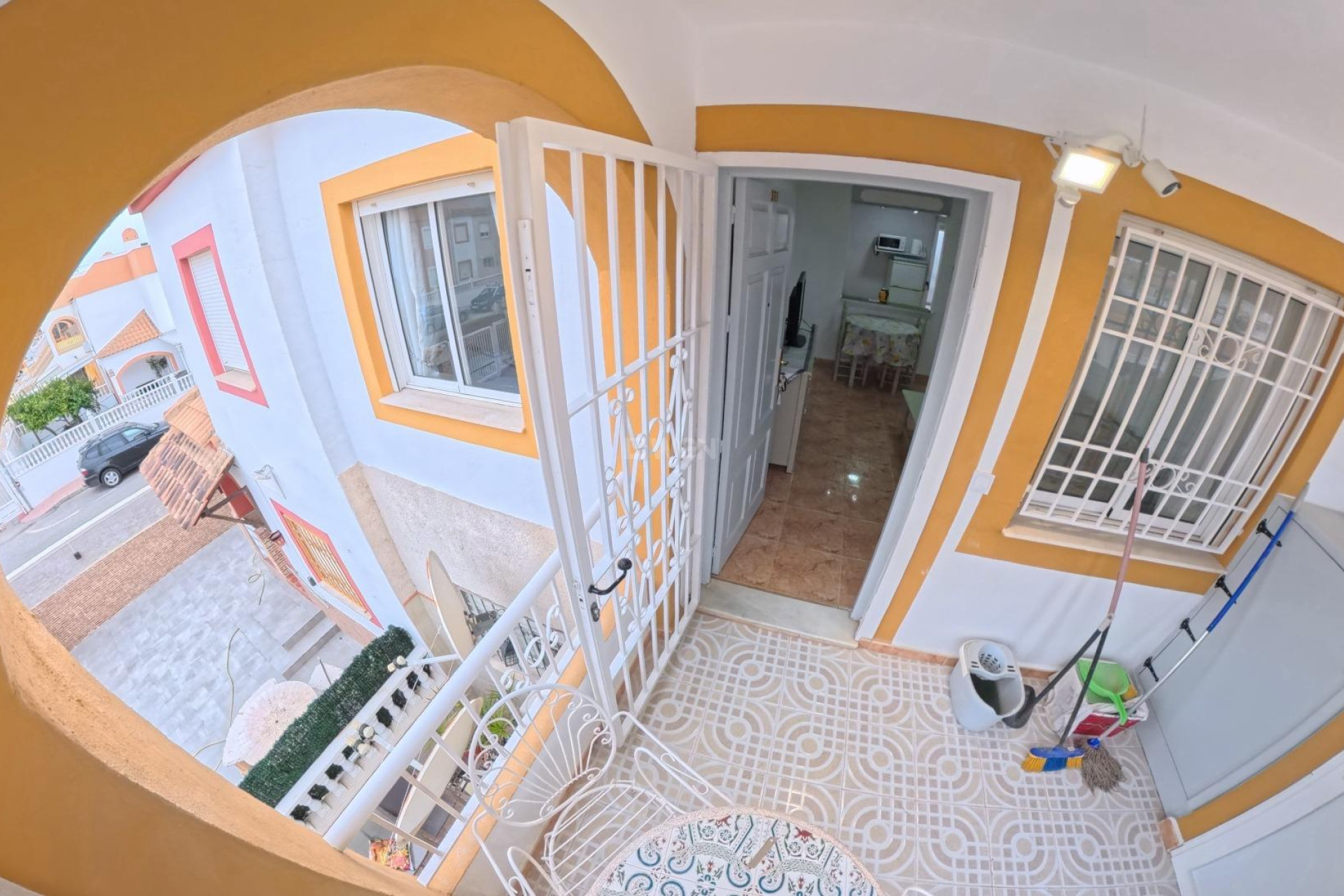 Odsprzedaż - Bungalow - Torrevieja - El Limonar