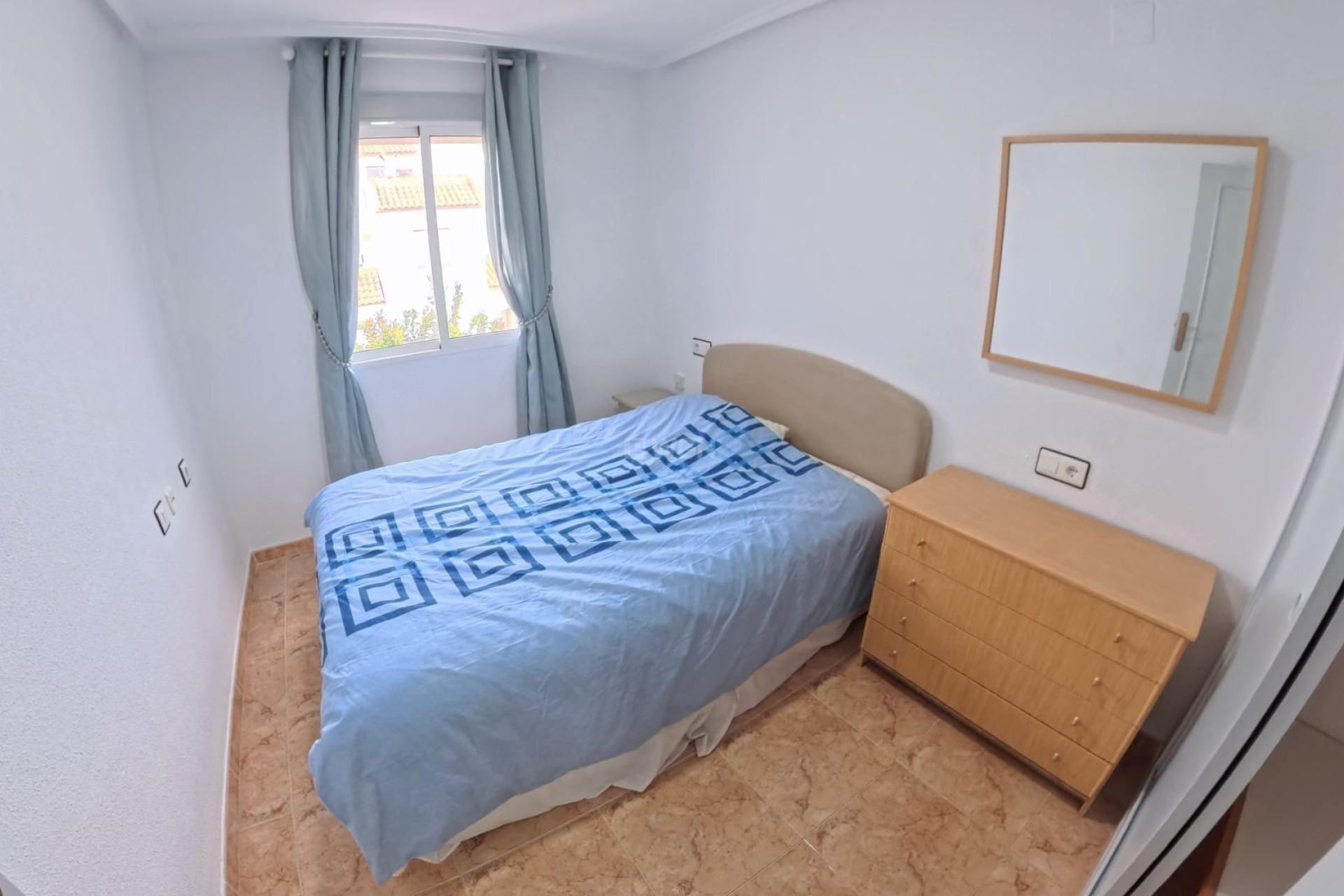 Odsprzedaż - Bungalow - Torrevieja - El Limonar