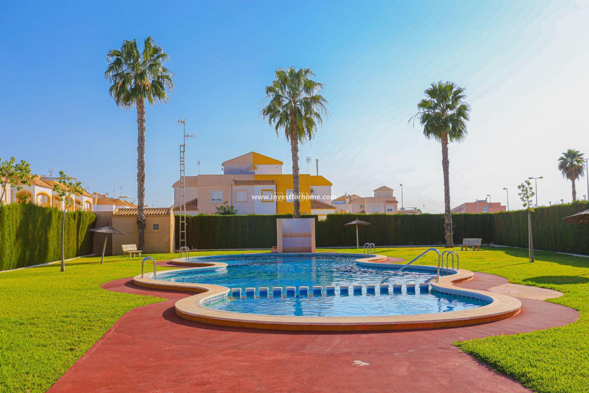 Odsprzedaż - Bungalow - Torrevieja - El Limonar