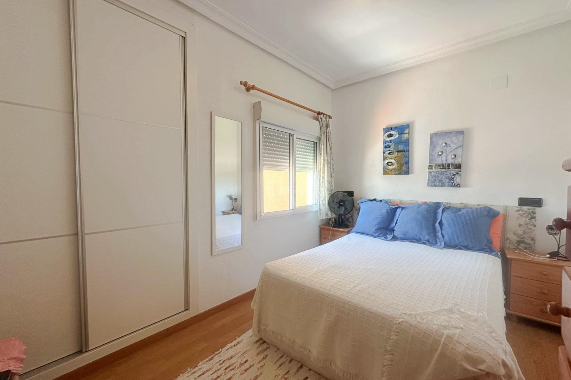 Odsprzedaż - Bungalow - Torrevieja - La Mata