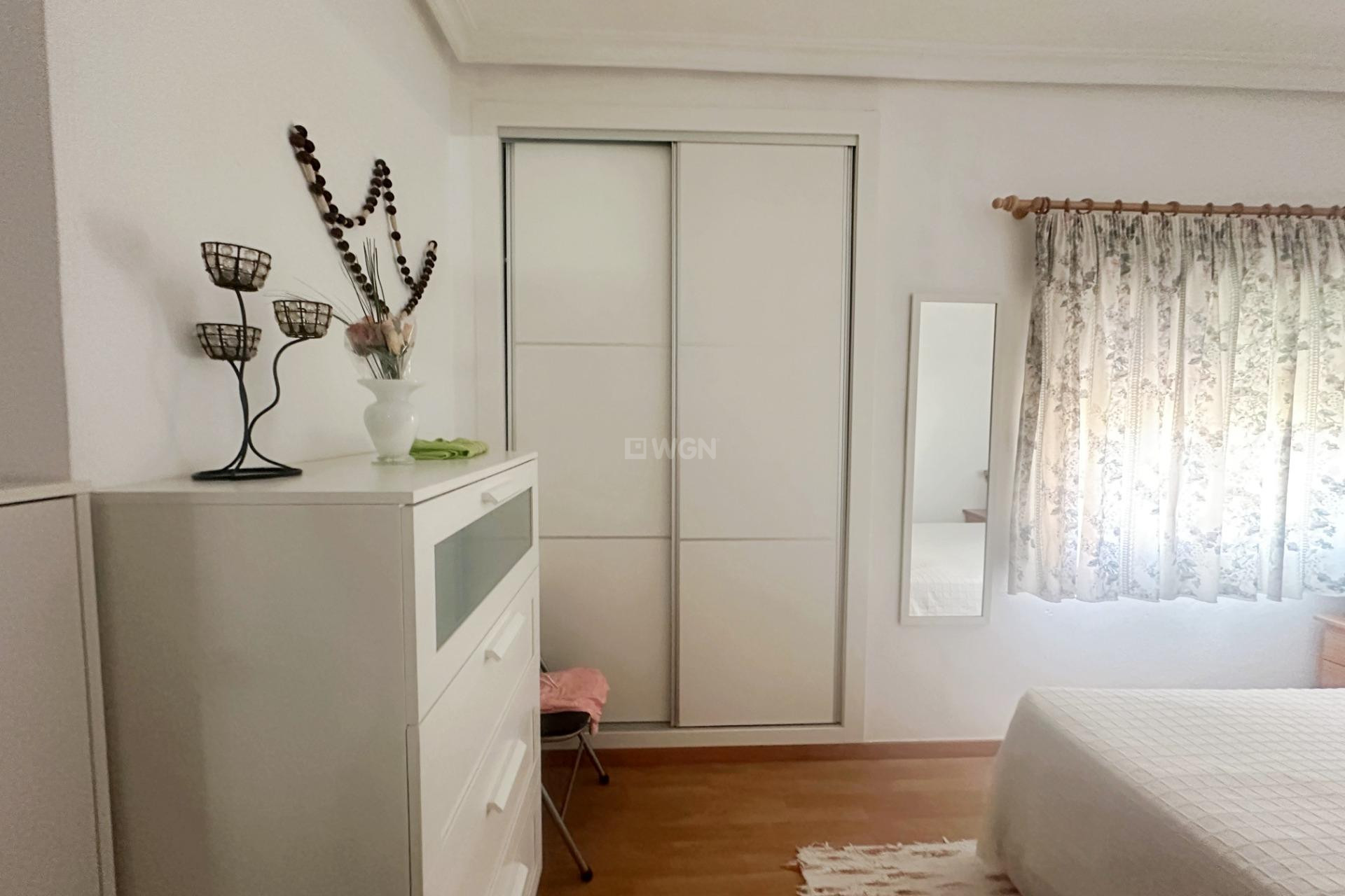 Odsprzedaż - Bungalow - Torrevieja - La Mata