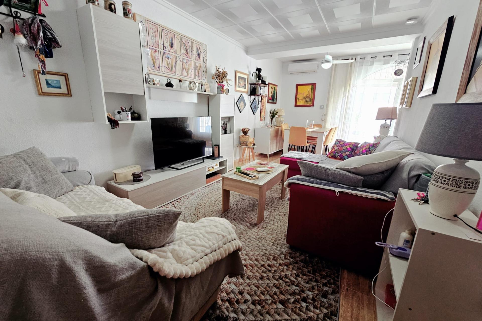 Odsprzedaż - Bungalow - Torrevieja - La Siesta - El Salado - Torreta