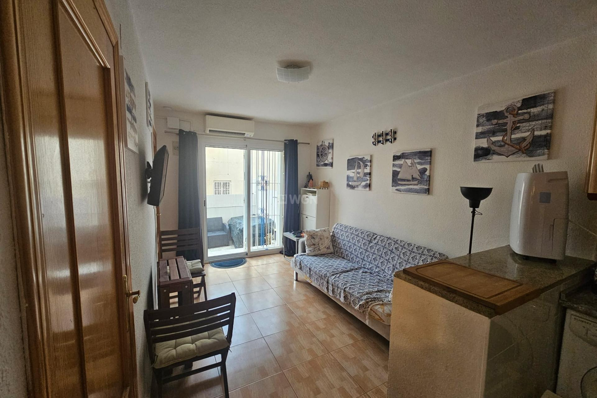 Odsprzedaż - Bungalow - Torrevieja - Lago Jardin