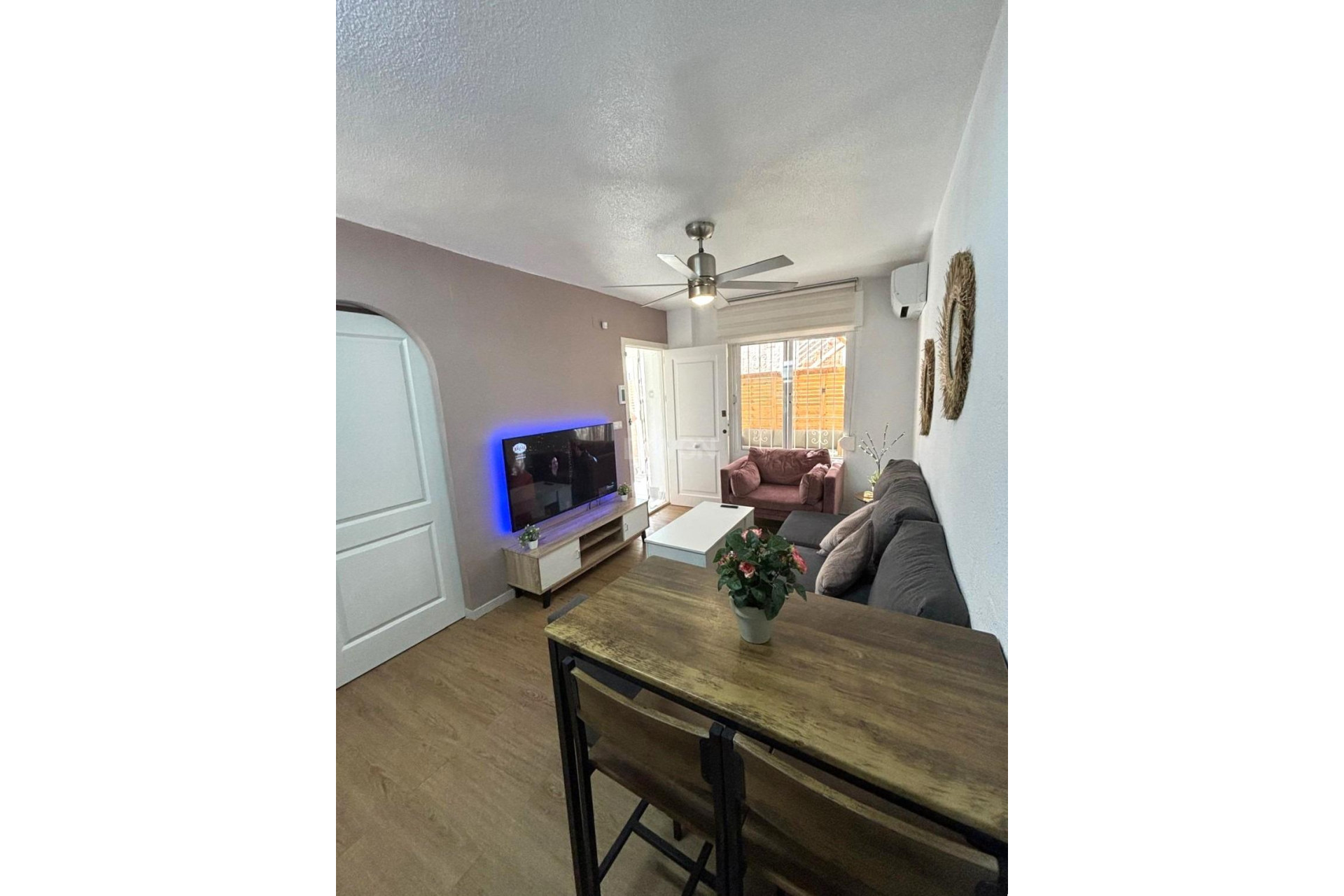 Odsprzedaż - Bungalow - Torrevieja - Los Balcones - Los Altos del Edén