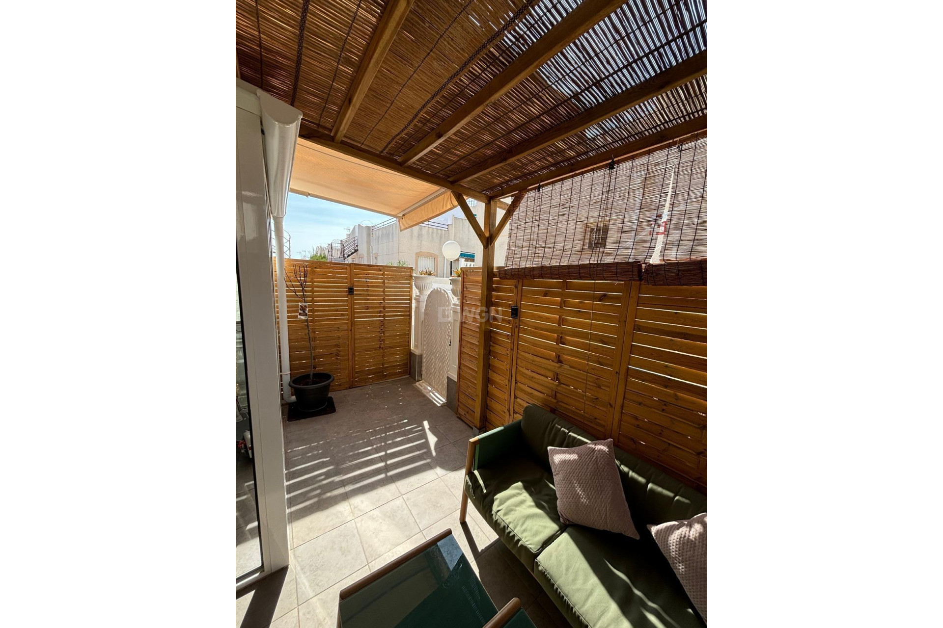 Odsprzedaż - Bungalow - Torrevieja - Los Balcones