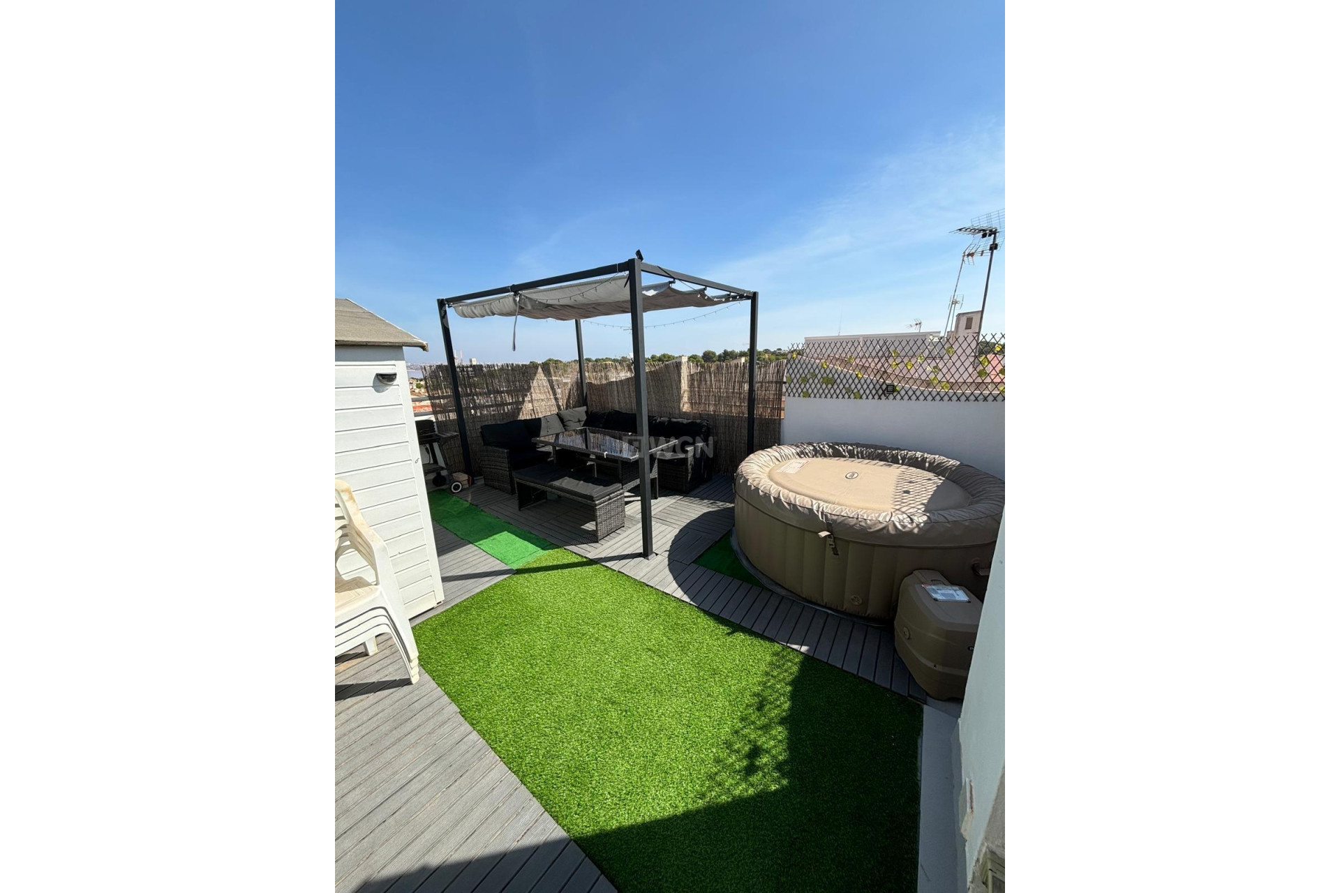 Odsprzedaż - Bungalow - Torrevieja - Los Balcones