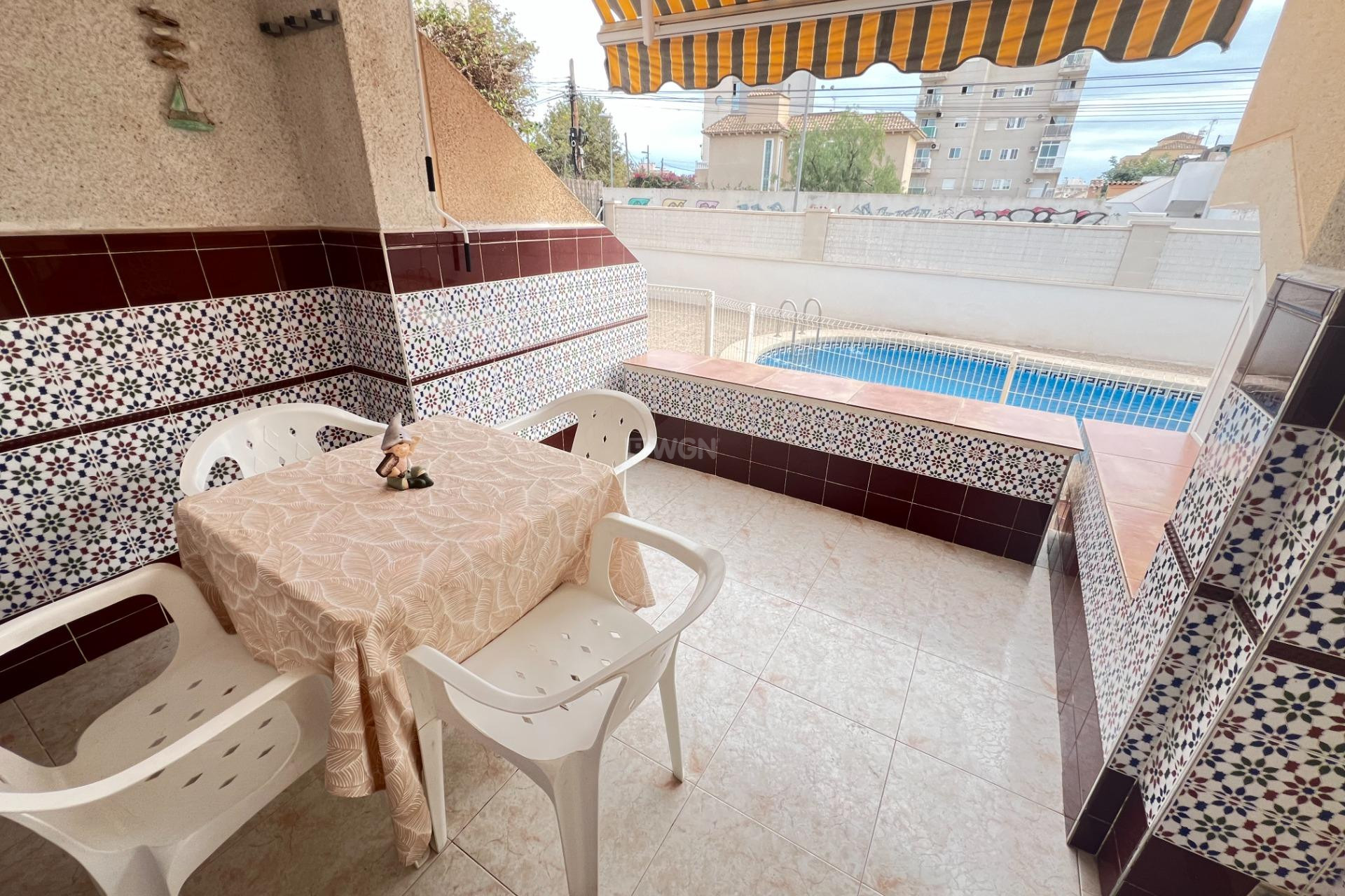 Odsprzedaż - Bungalow - Torrevieja - Nueva Torrevieja