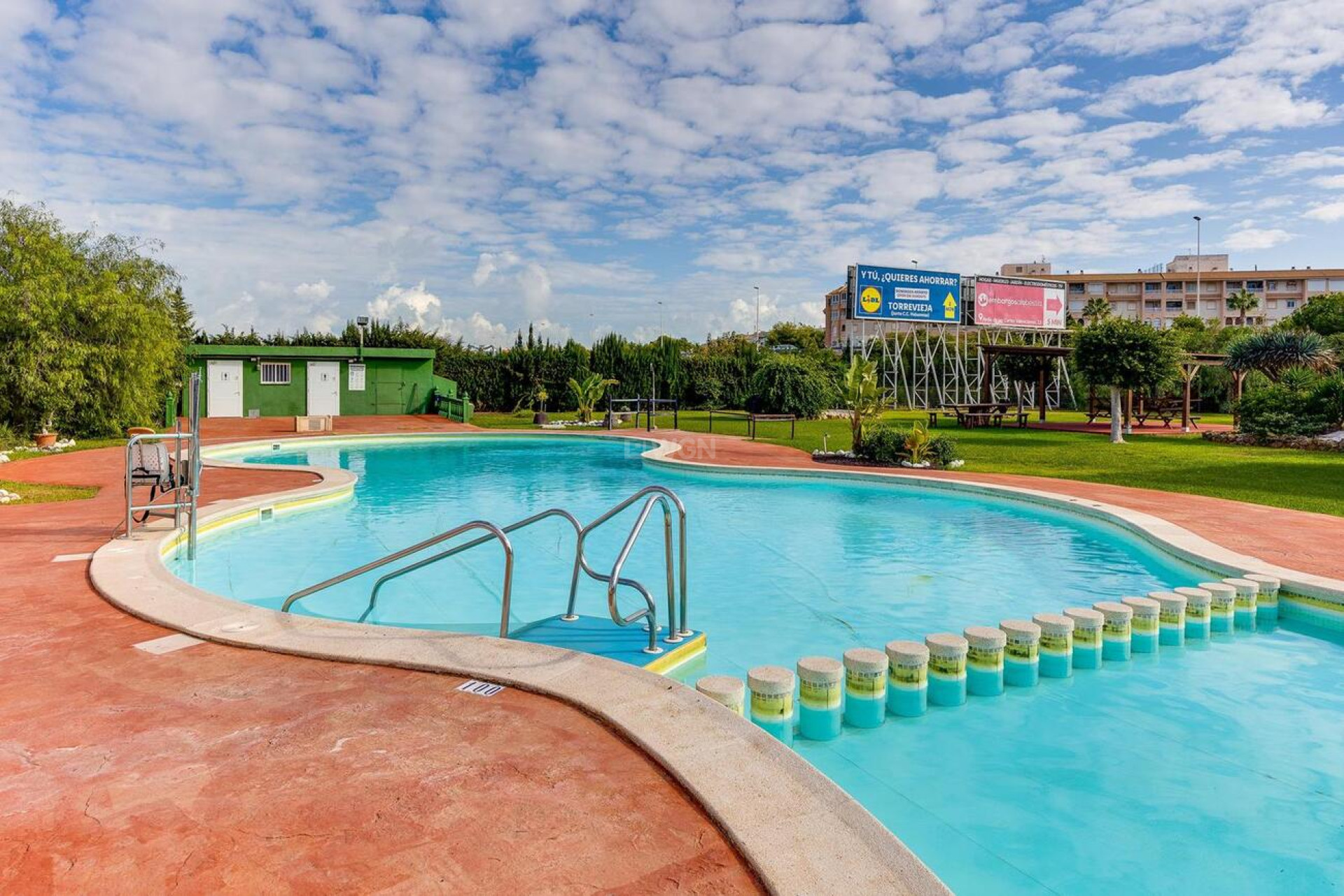 Odsprzedaż - Bungalow - Torrevieja - PARQUE DE LAS NACIONES