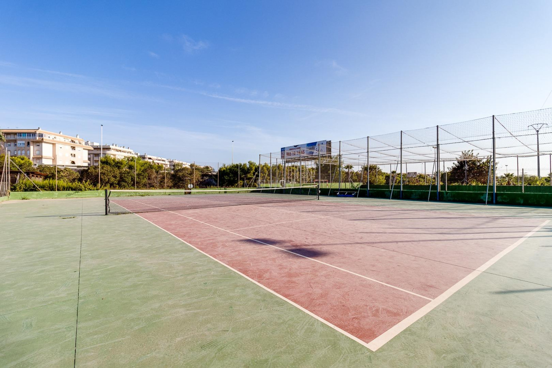 Odsprzedaż - Bungalow - Torrevieja - Parque Las Naciones