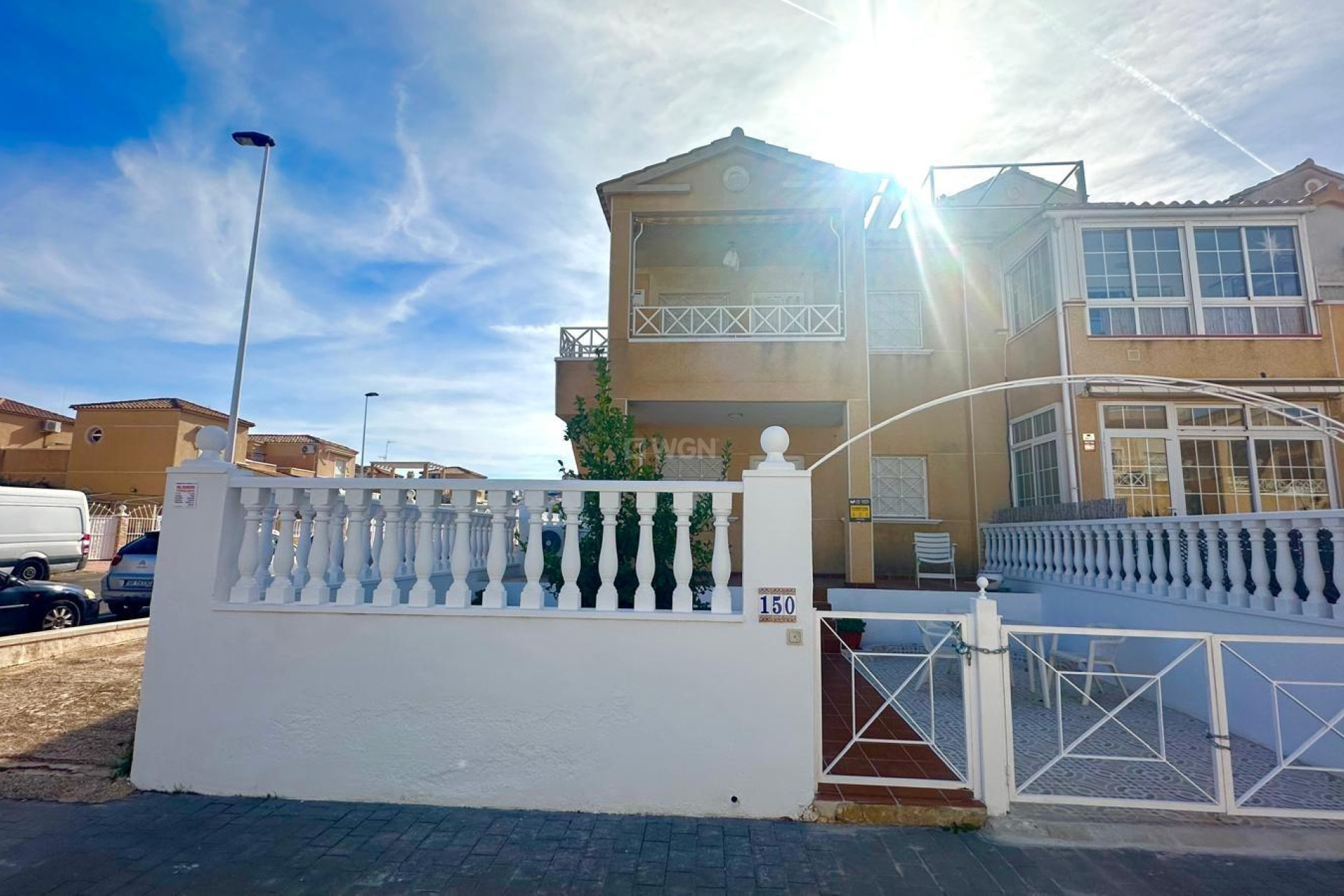 Odsprzedaż - Bungalow - Torrevieja - Playa de los Locos