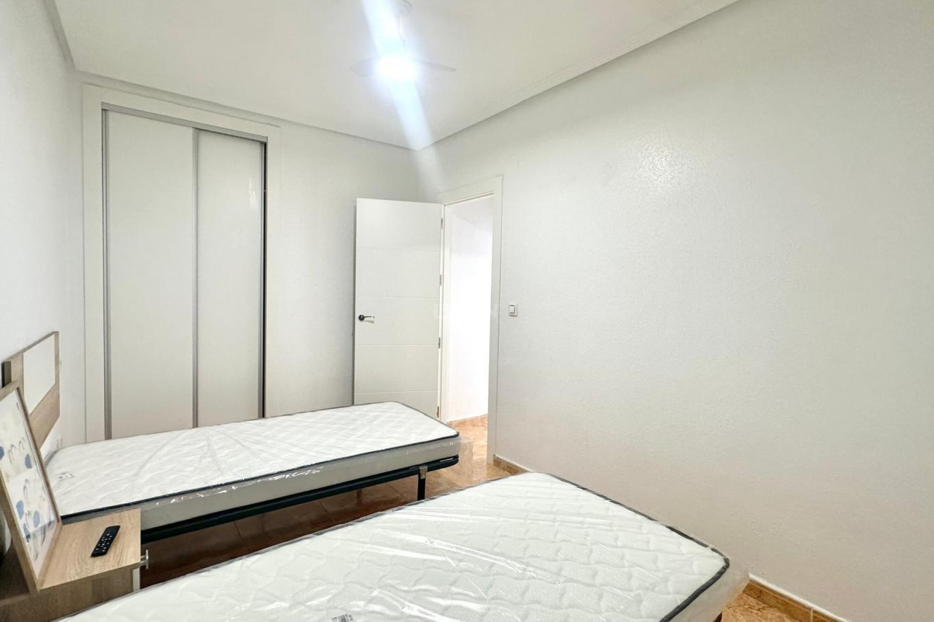 Odsprzedaż - Bungalow - Torrevieja - Playa de los Locos