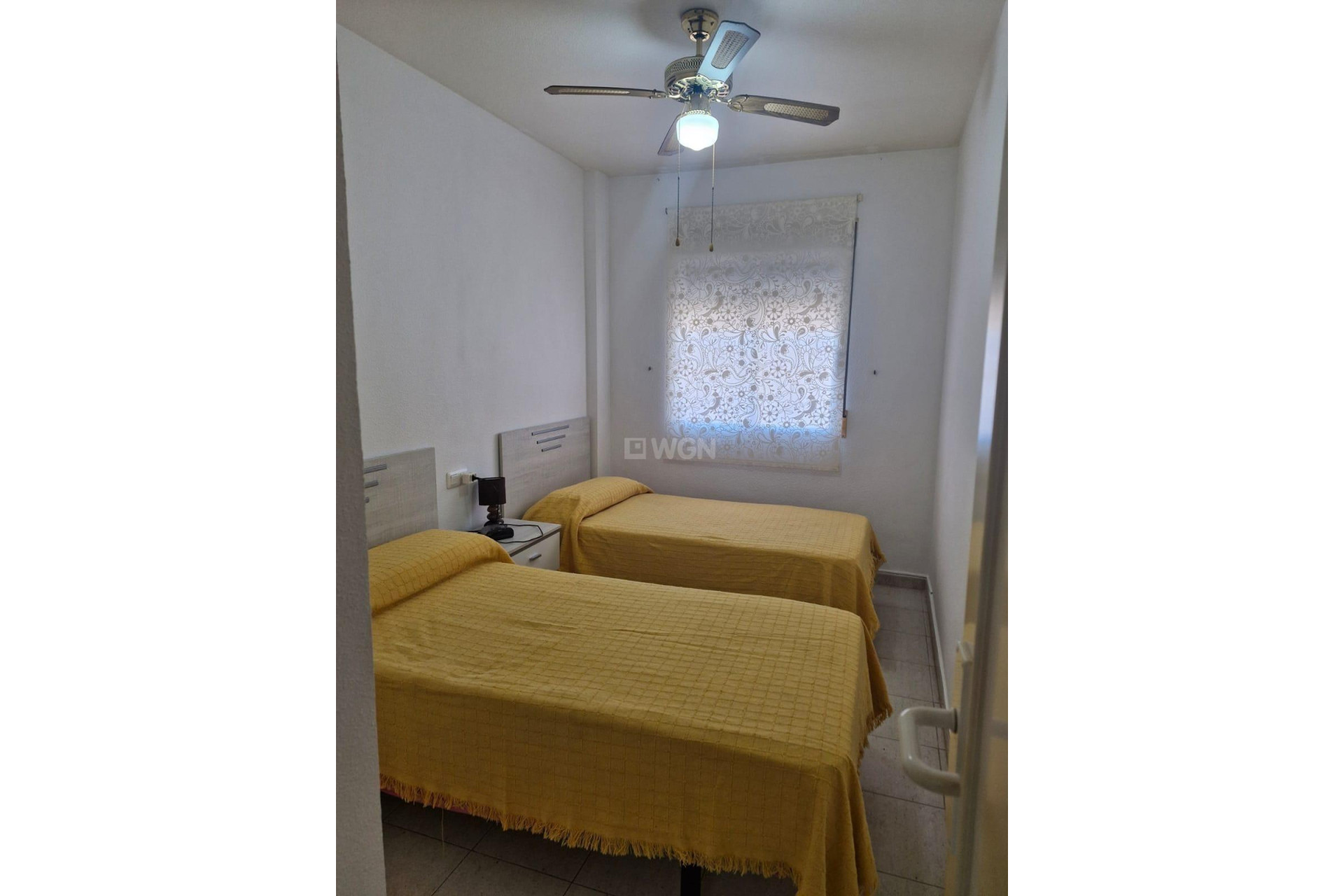 Odsprzedaż - Bungalow - Torrevieja - Playa De Los Naufragos