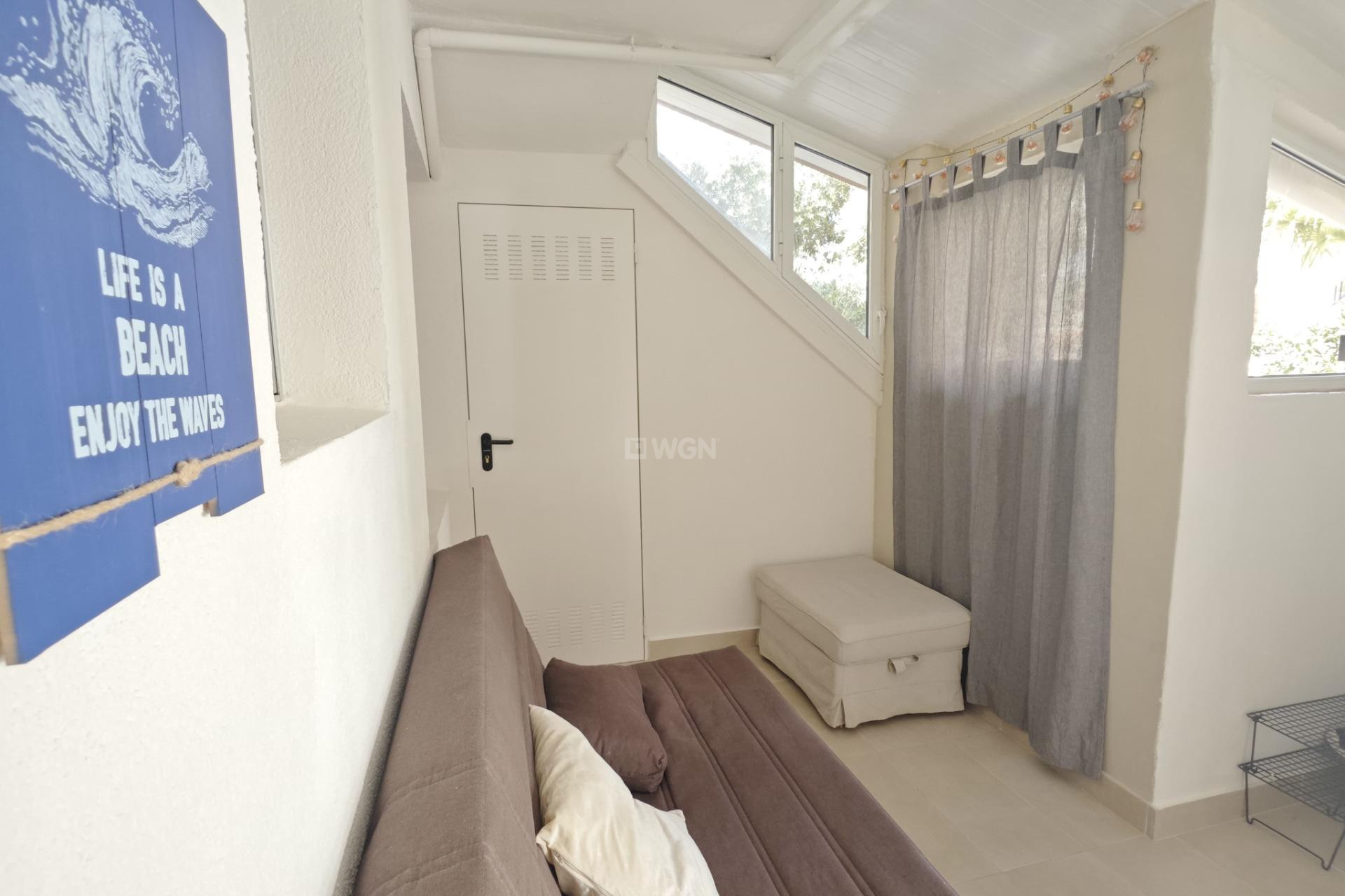 Odsprzedaż - Bungalow - Torrevieja - Playa del Cura