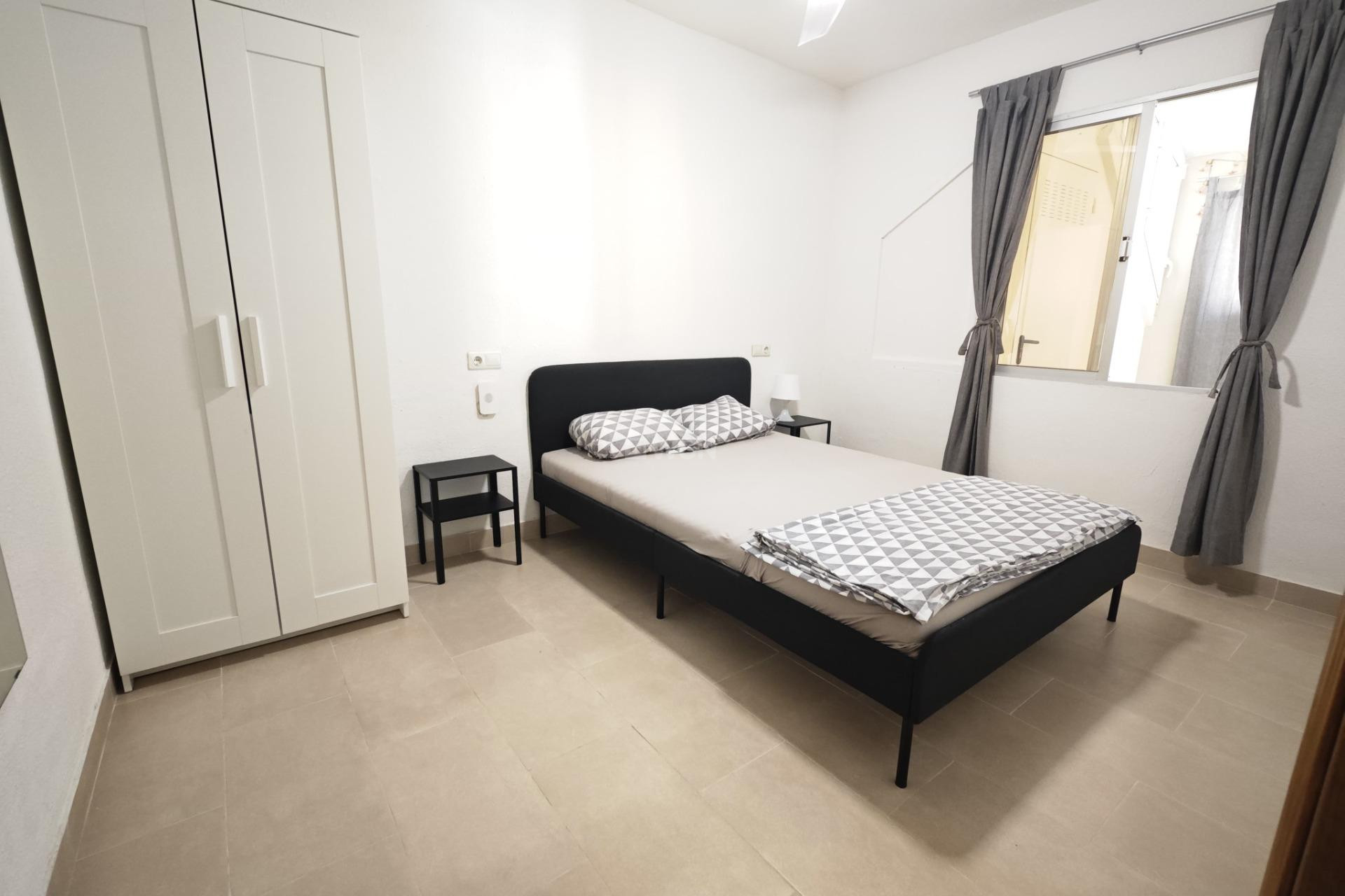 Odsprzedaż - Bungalow - Torrevieja - Playa del Cura