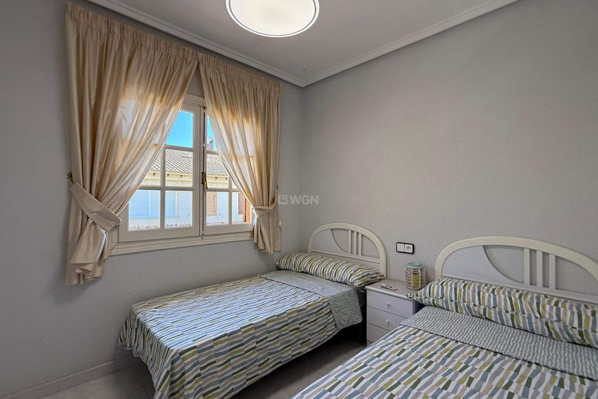 Odsprzedaż - Bungalow - Torrevieja - Punta Prima