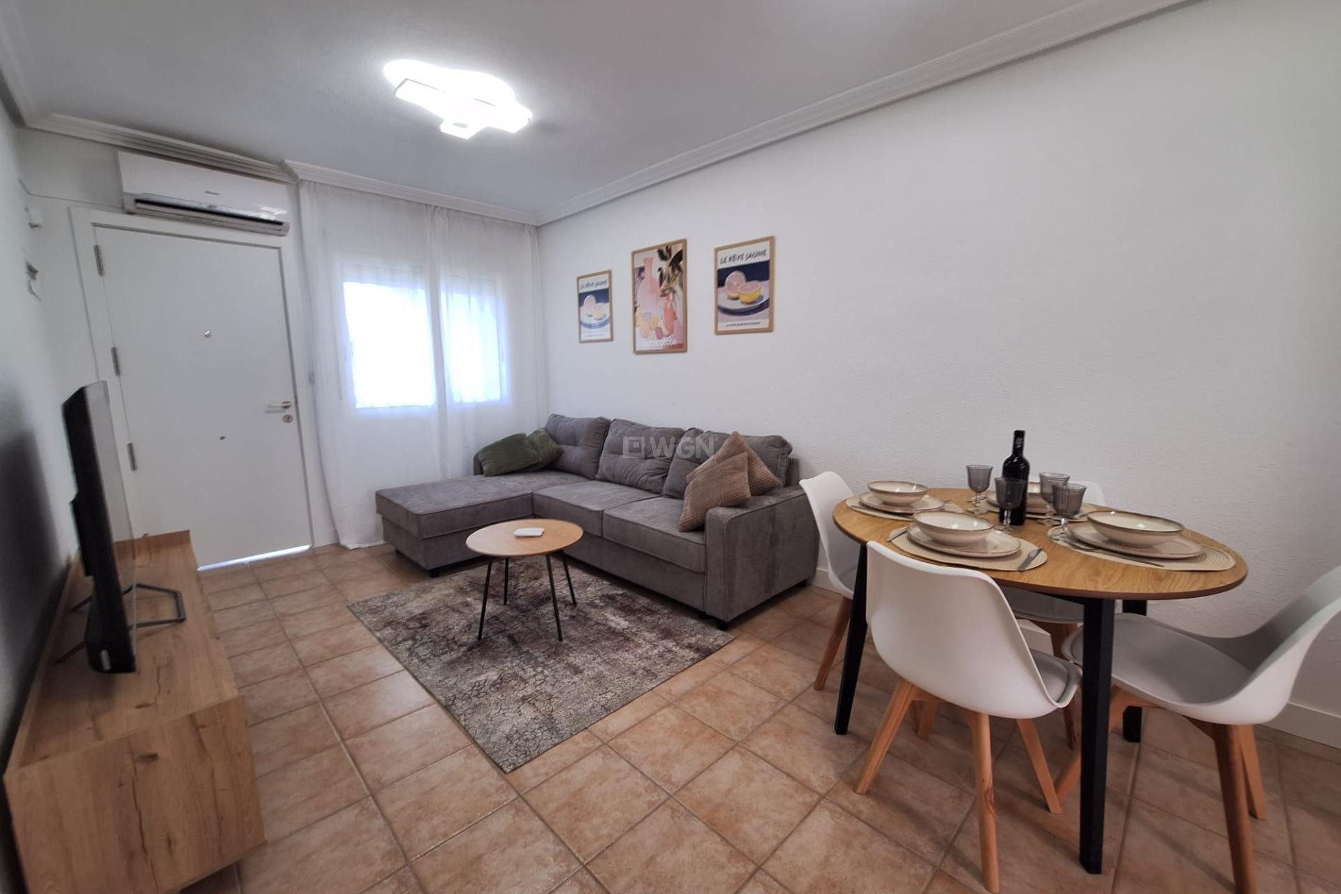 Odsprzedaż - Bungalow - Torrevieja - Sector 25