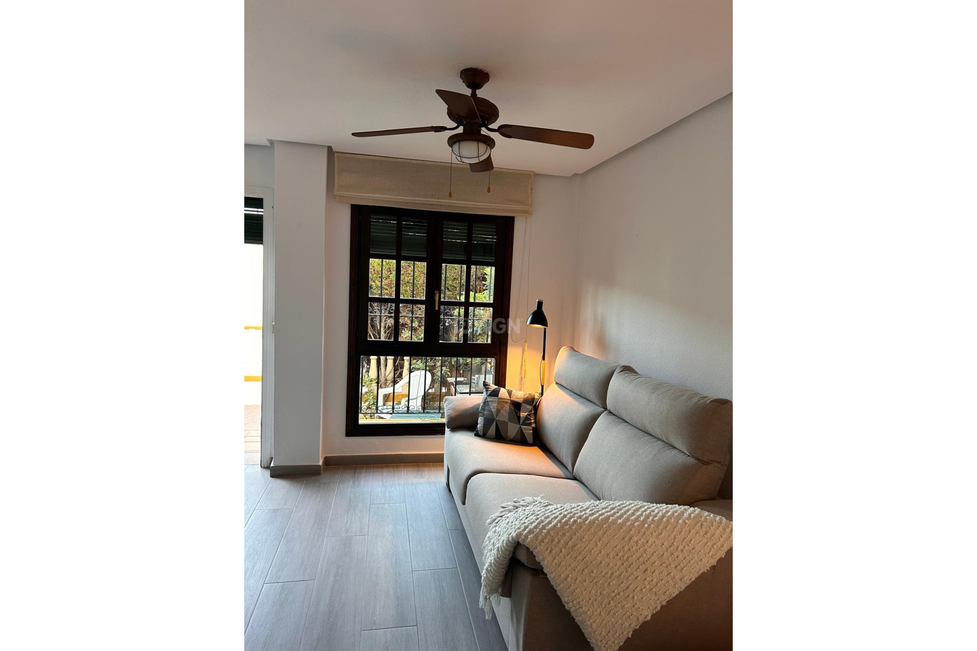 Odsprzedaż - Bungalow - Torrevieja - Torre La Mata