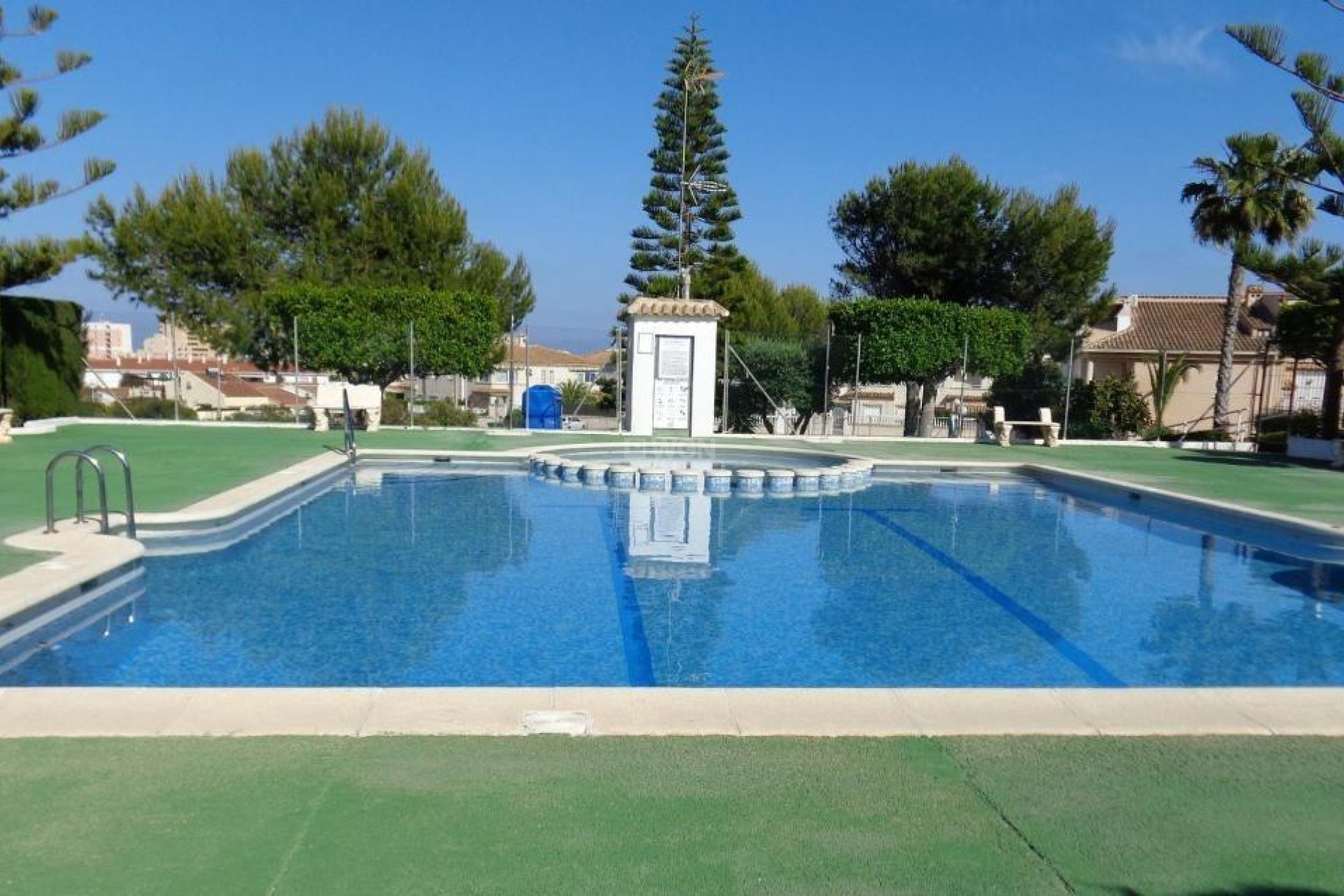 Odsprzedaż - Bungalow - Torrevieja - Torreblanca
