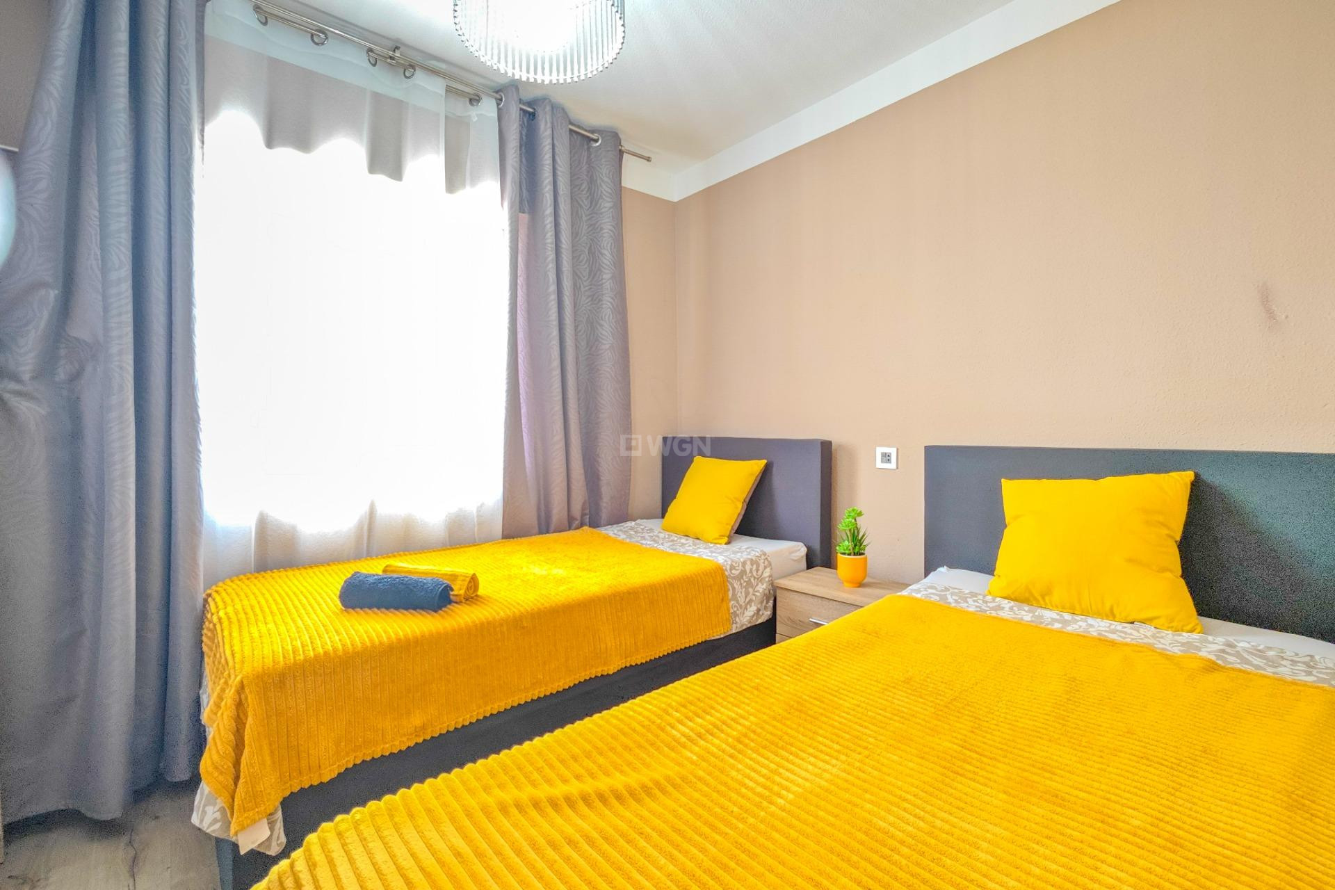 Odsprzedaż - Bungalow - Torrevieja - Torreblanca