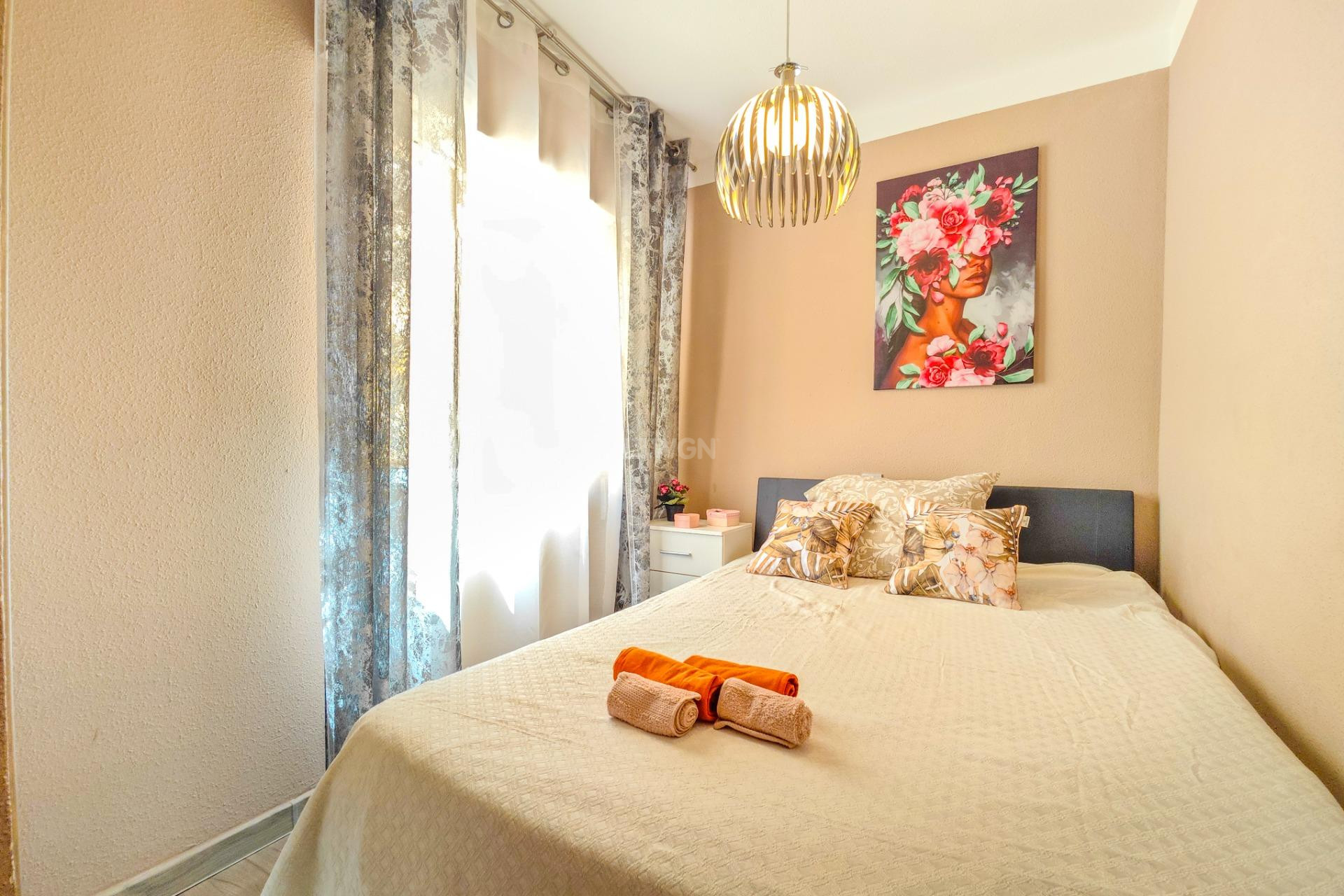 Odsprzedaż - Bungalow - Torrevieja - Torreblanca