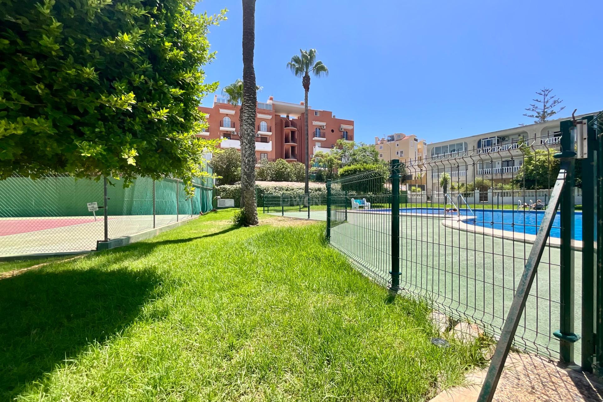 Odsprzedaż - Bungalow - Torrevieja - Torreblanca