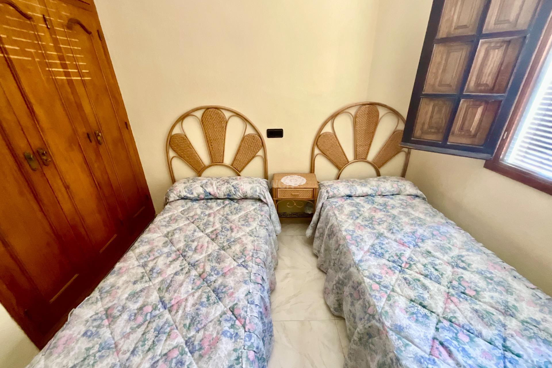 Odsprzedaż - Bungalow - Torrevieja - Torreblanca