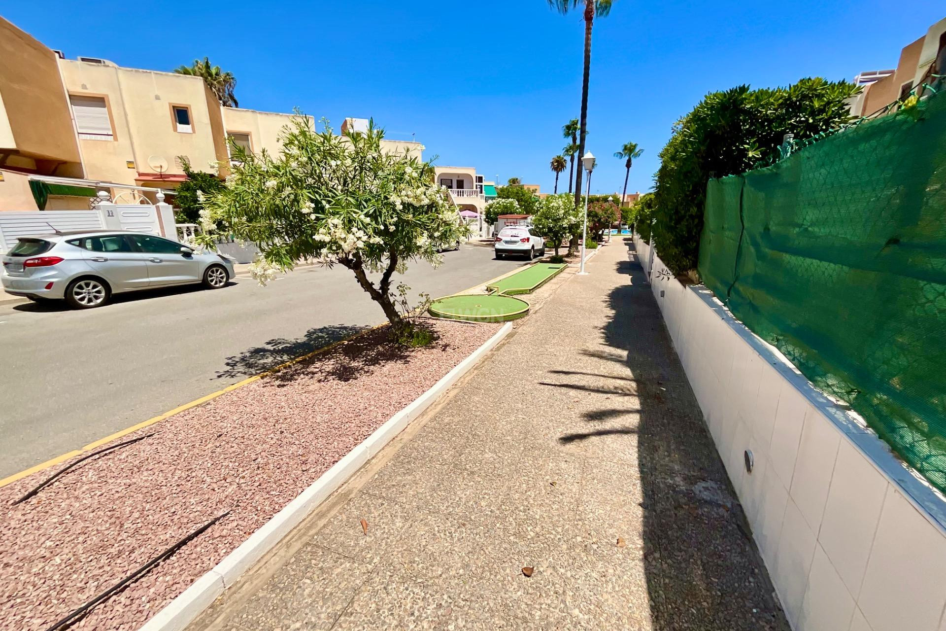 Odsprzedaż - Bungalow - Torrevieja - Torreblanca