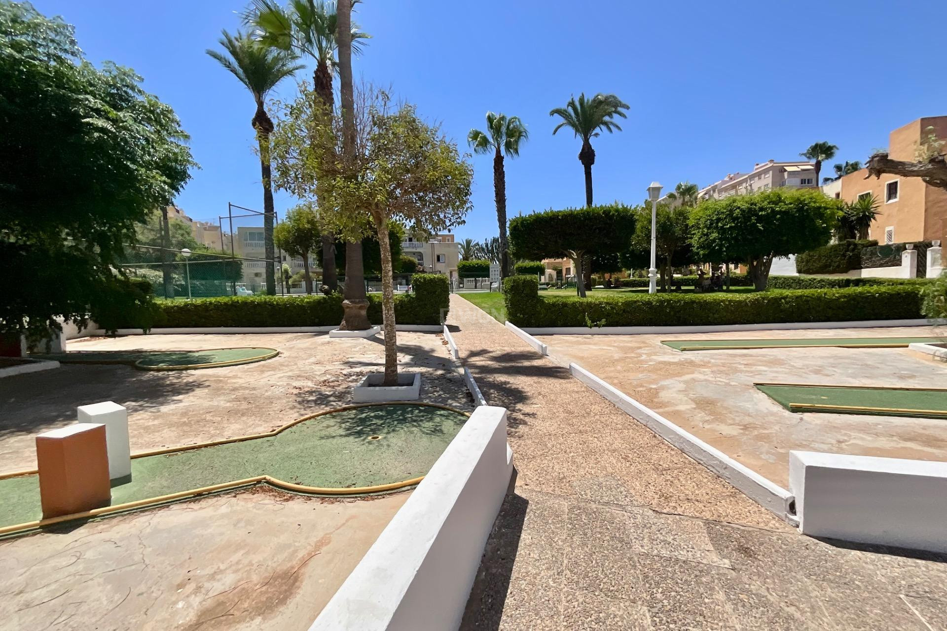 Odsprzedaż - Bungalow - Torrevieja - Torreblanca