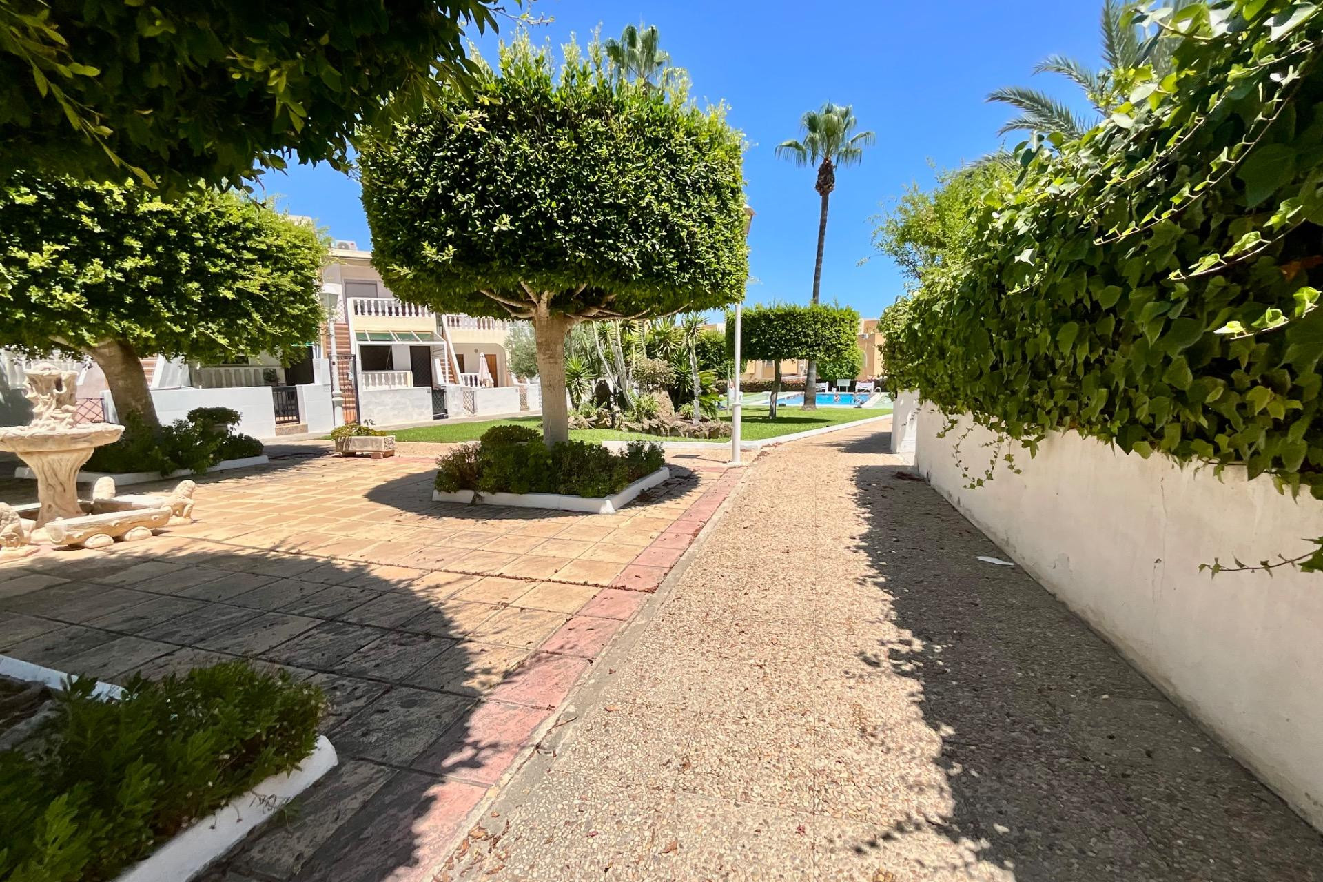 Odsprzedaż - Bungalow - Torrevieja - Torreblanca