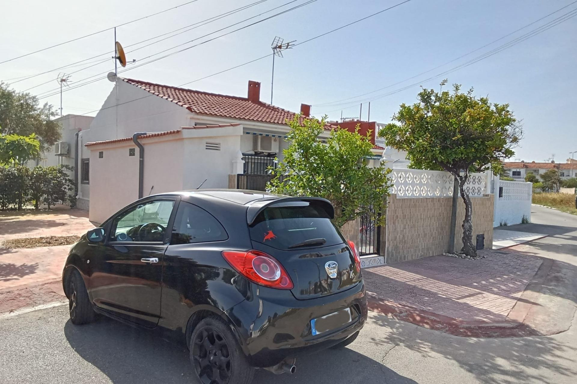 Odsprzedaż - Bungalow - Torrevieja - Torretas