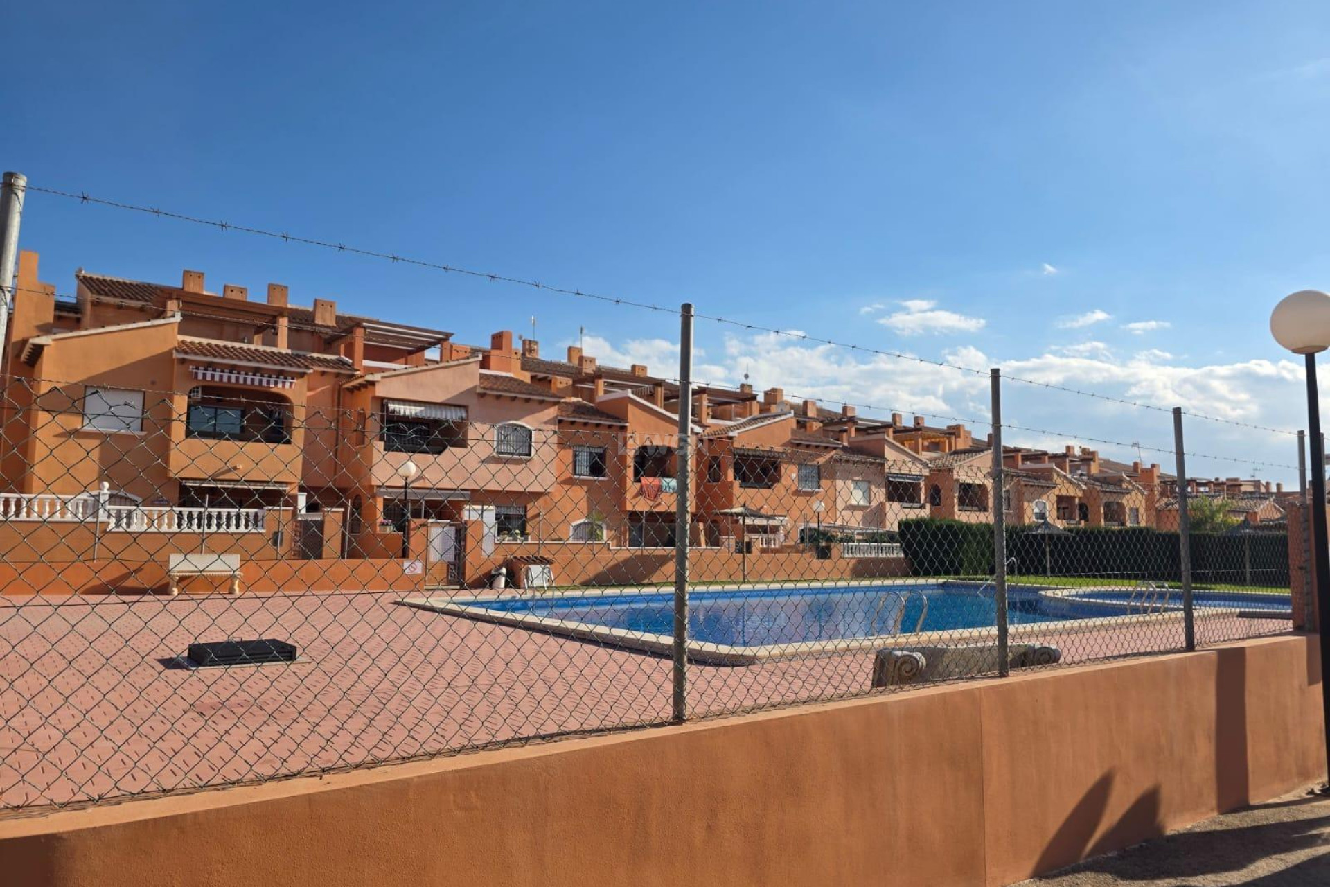 Odsprzedaż - Bungalow - Torrevieja - Zona Los Frutales