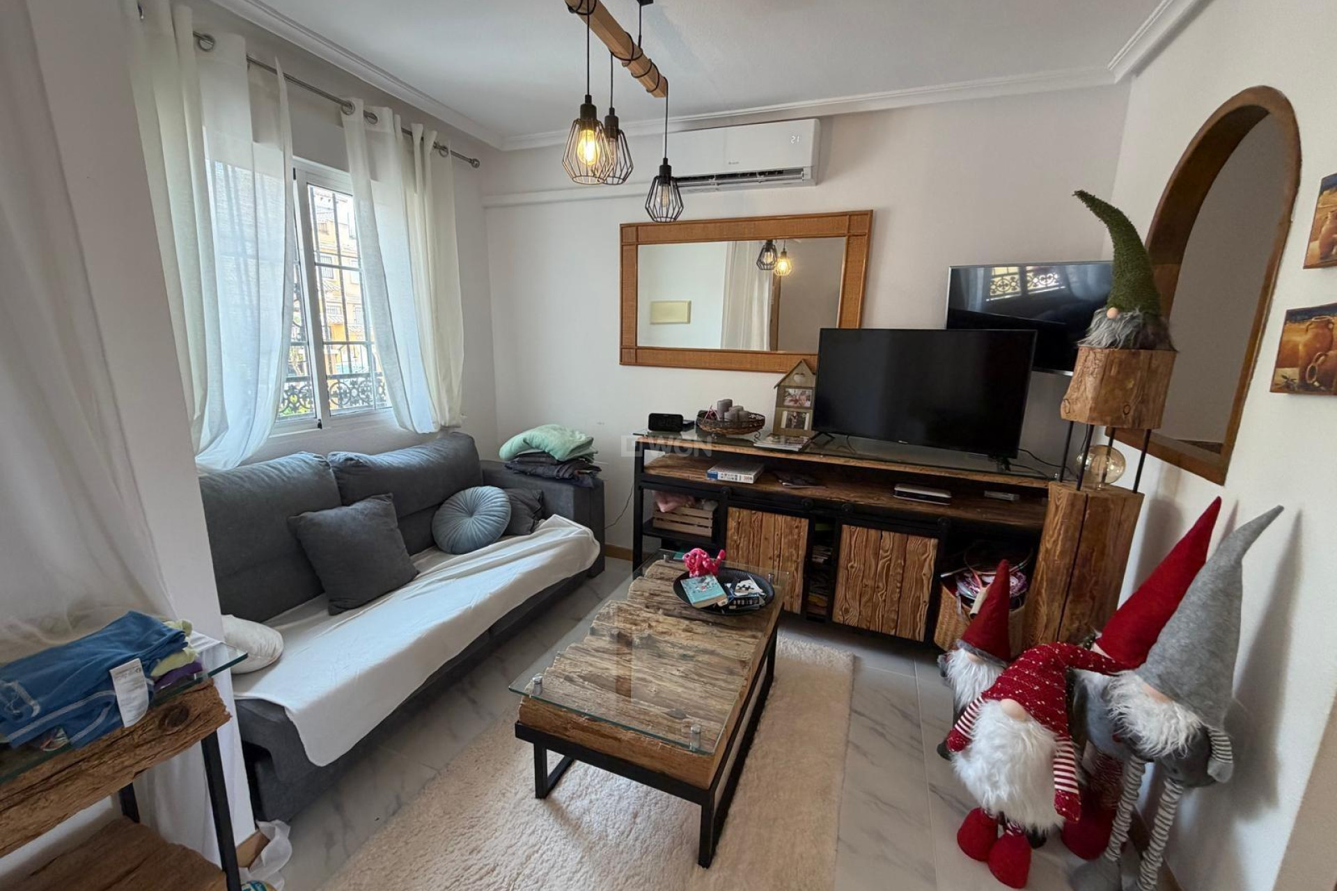 Odsprzedaż - Bungalow - Torrevieja - Zona Los Frutales