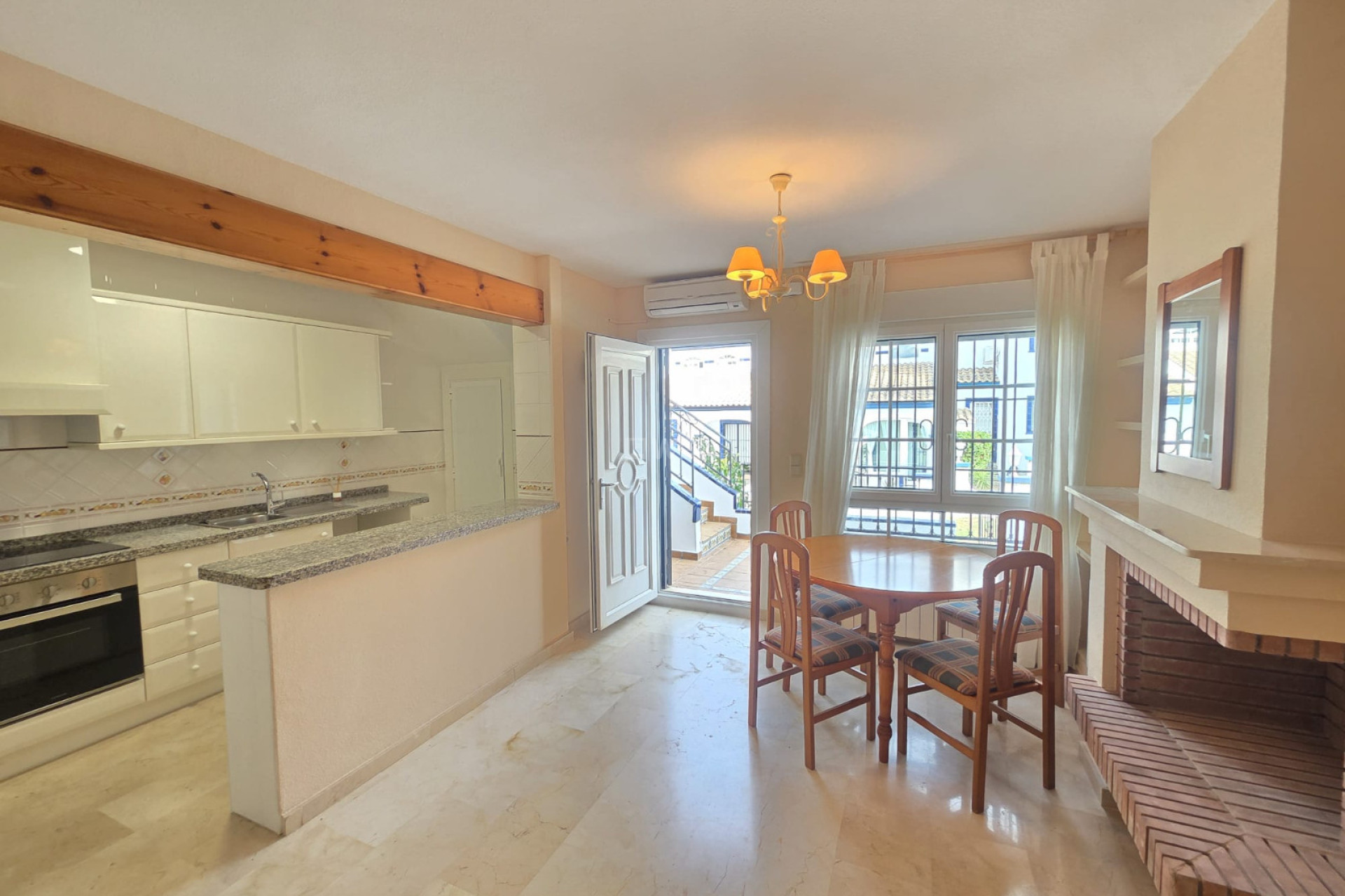 Odsprzedaż - Bungalow - Villamartin - Costa Blanca