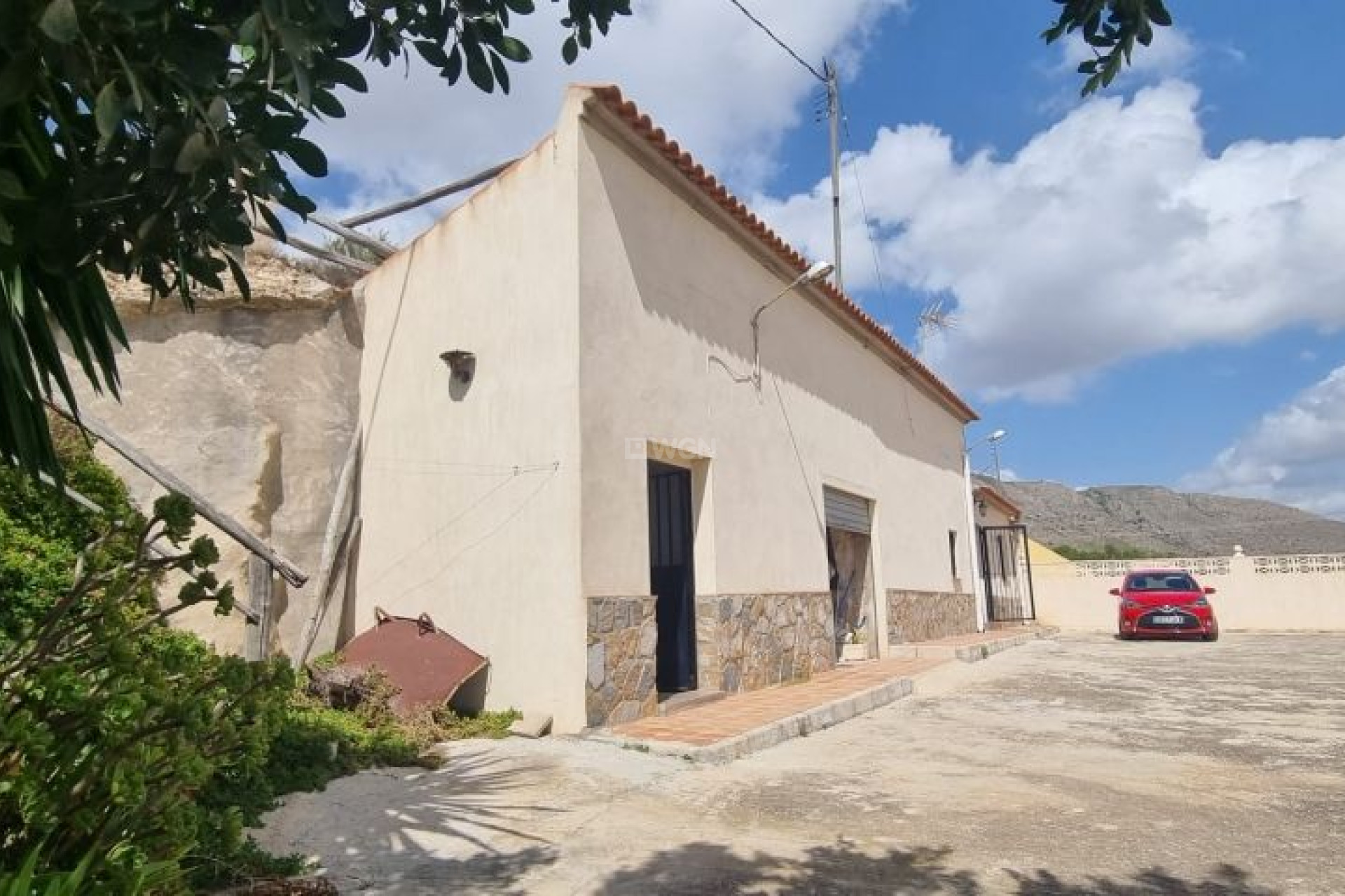 Odsprzedaż - Country House - Hondón de las Nieves - Inland