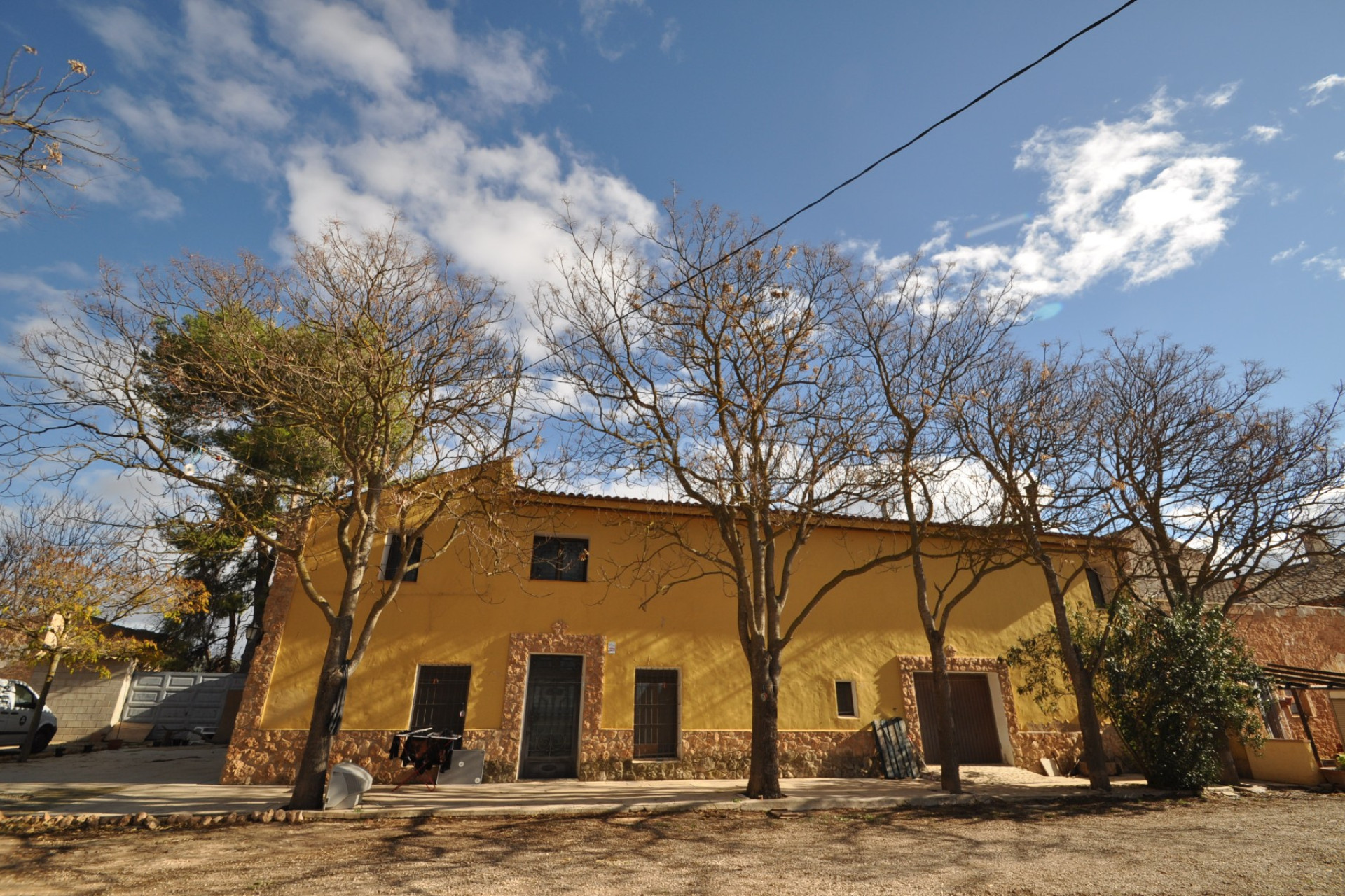 Odsprzedaż - Country House - Yecla - Inland