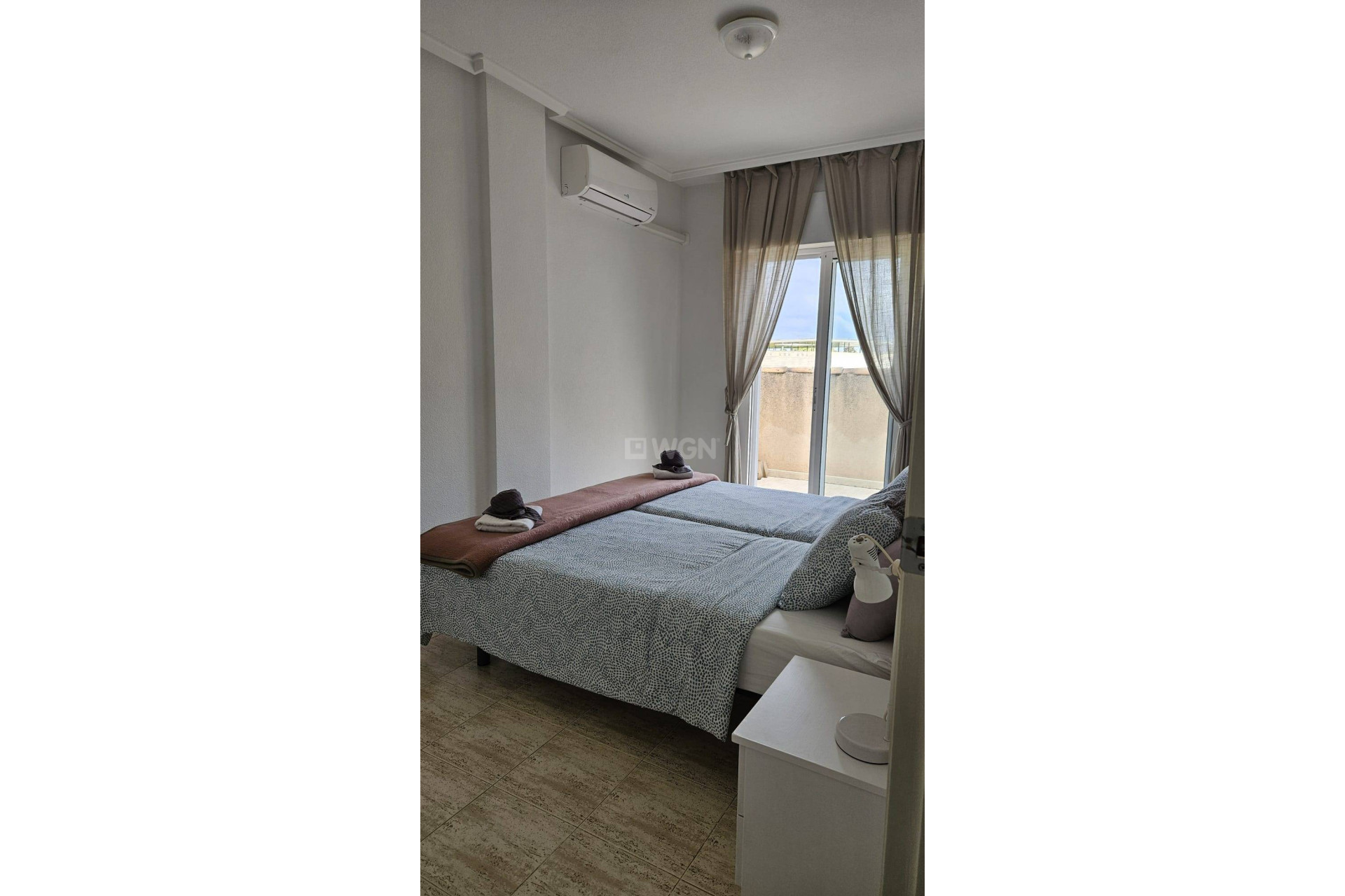 Odsprzedaż - Daszek - Torrevieja - Acequion
