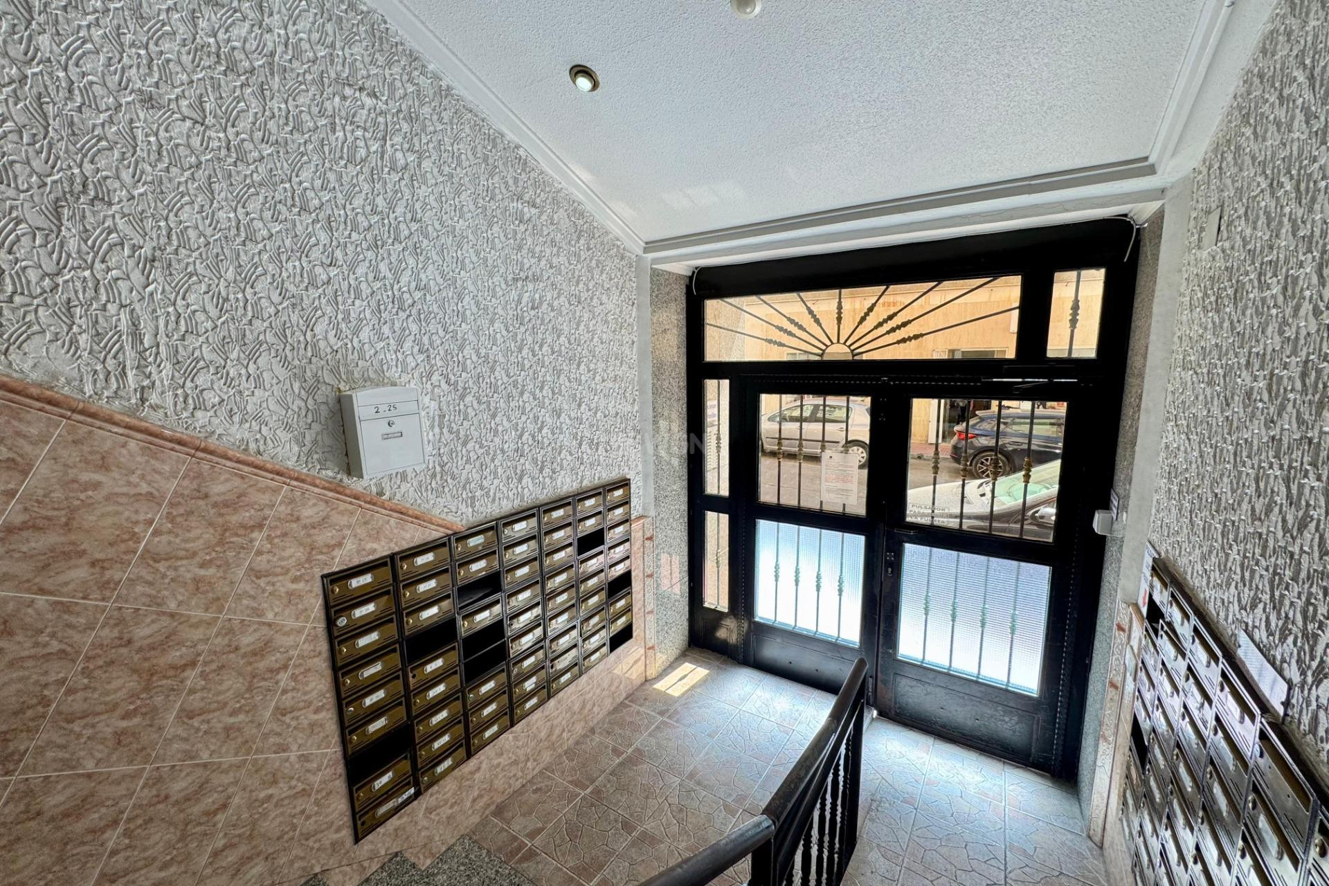 Odsprzedaż - Daszek - Torrevieja - Costa Blanca