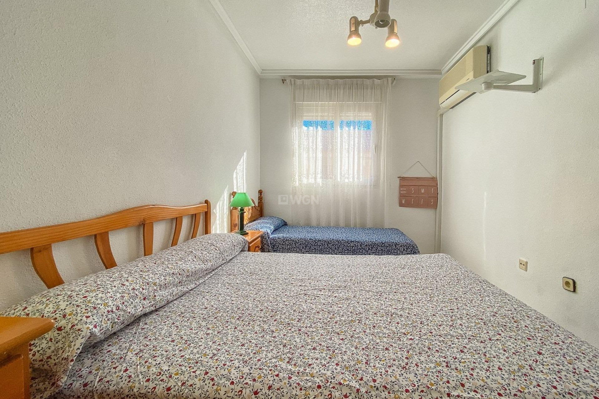 Odsprzedaż - Daszek - Torrevieja - El Acequión - Los Náufragos